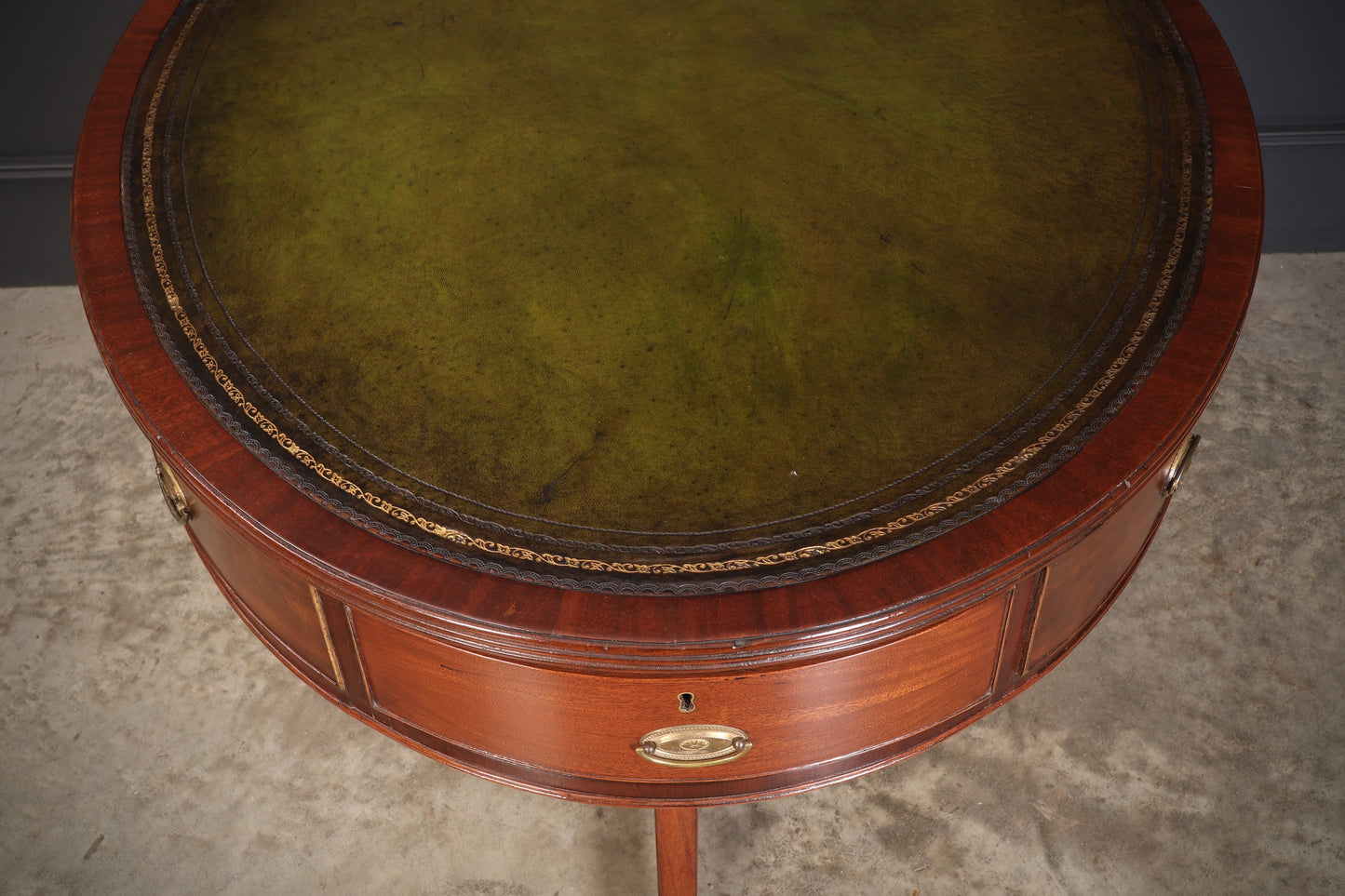 Georgian Mahogany Oval Drum Table