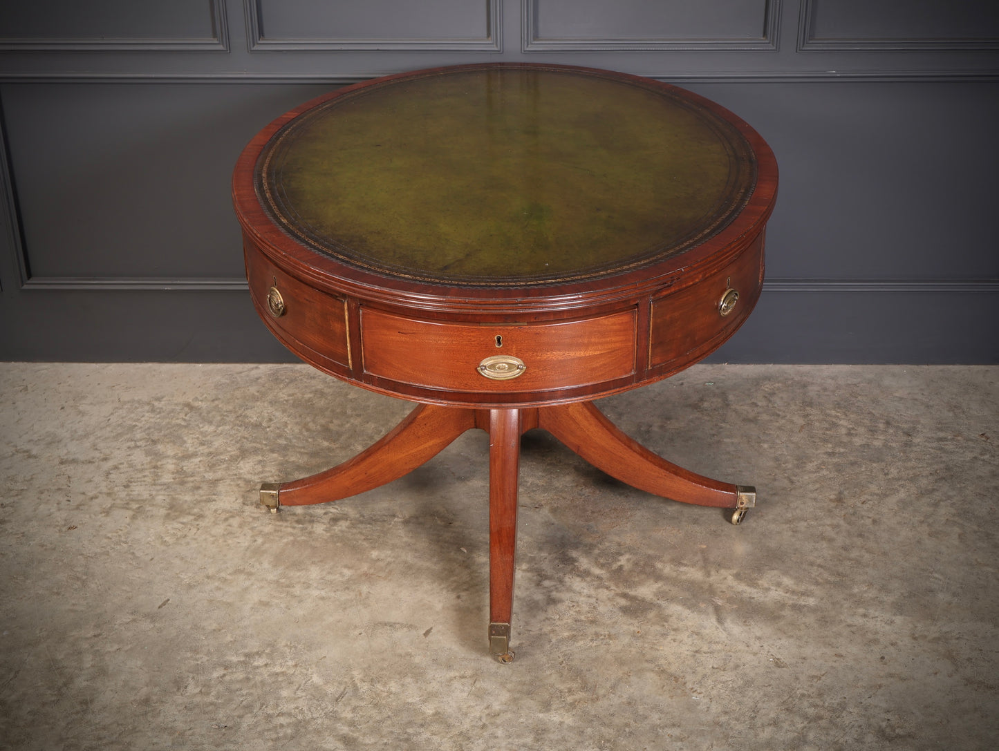Georgian Mahogany Oval Drum Table