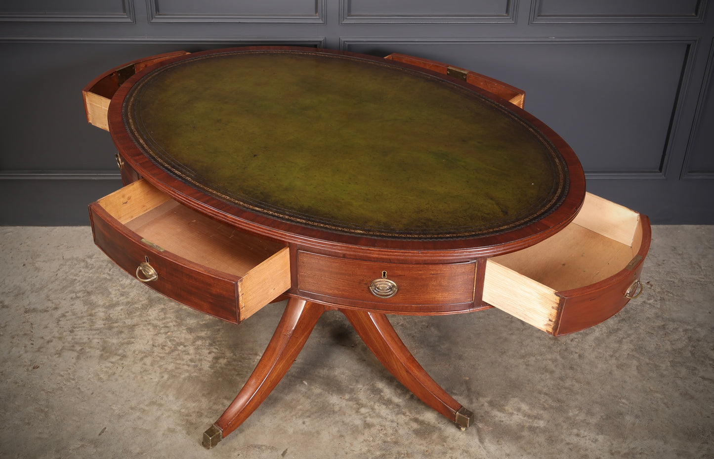 Georgian Mahogany Oval Drum Table