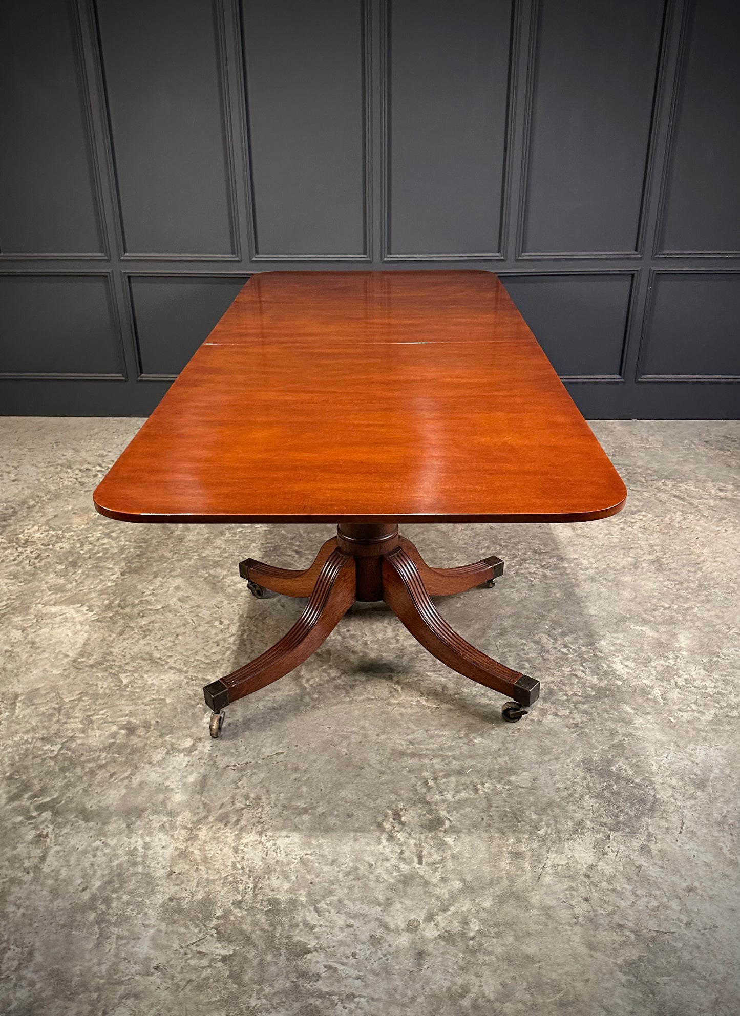 Mahogany Twin Pillar Extending Dining Table