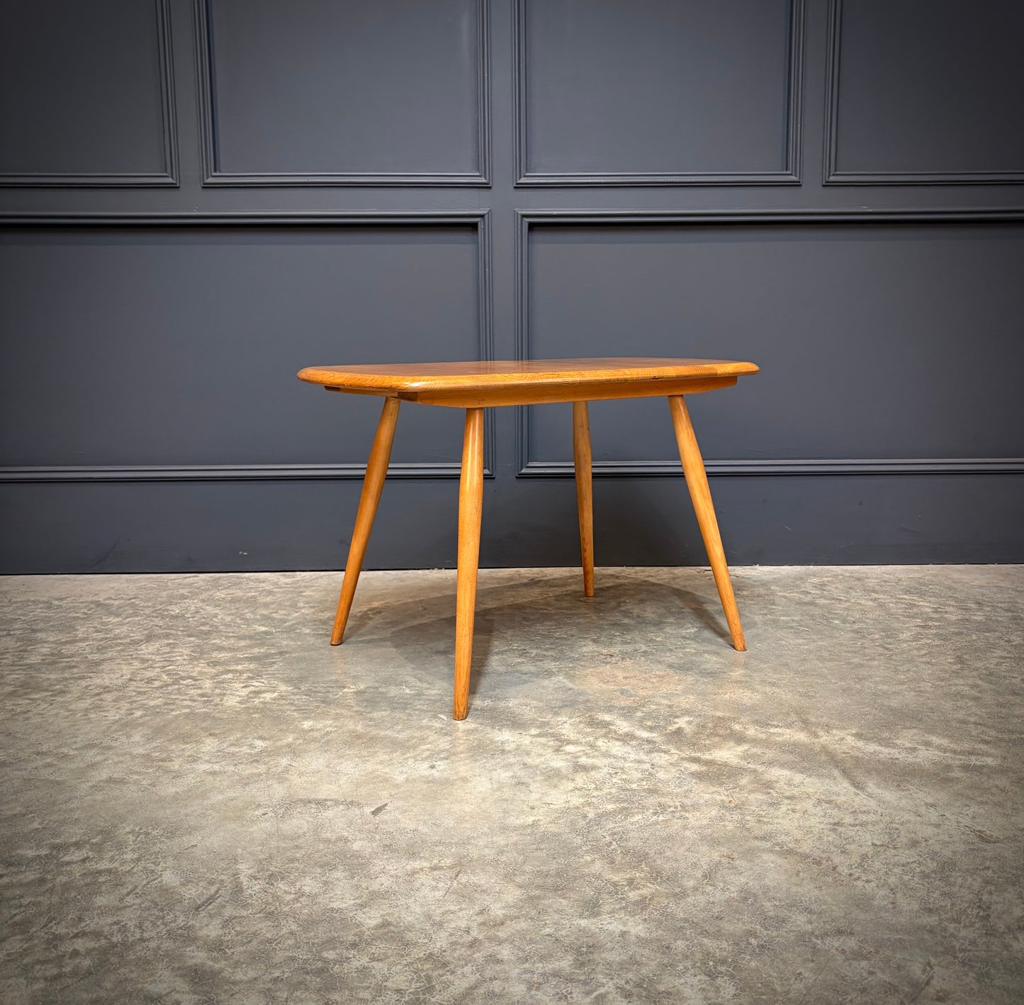 Vintage Ercol Windsor Elm & Beech Side/Coffee Table