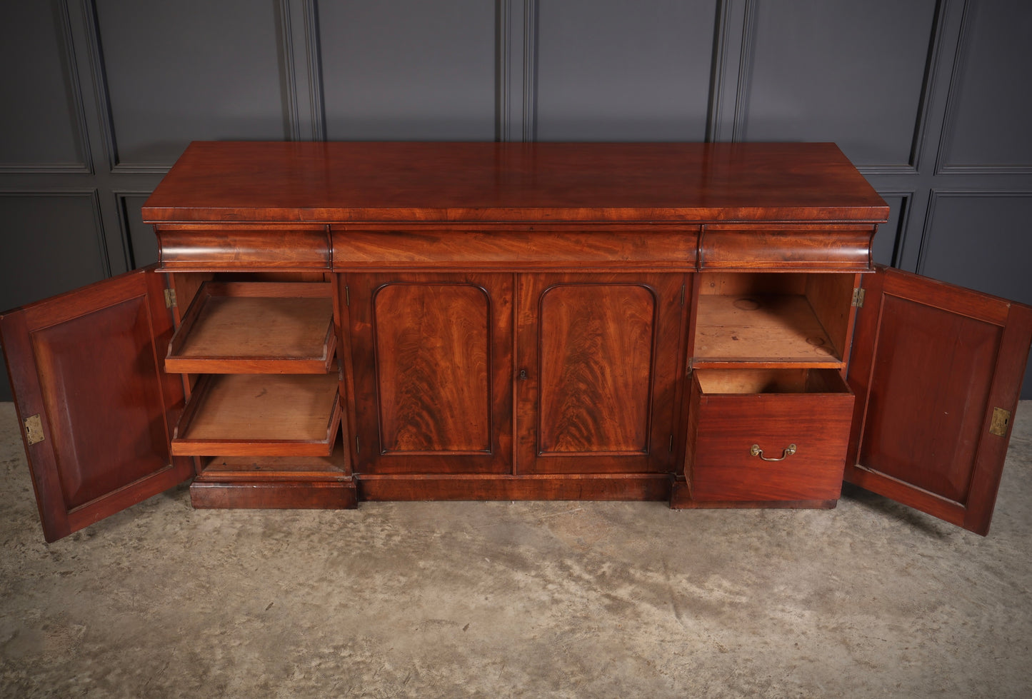 Victorian Mahogany 4 Door Sideboard