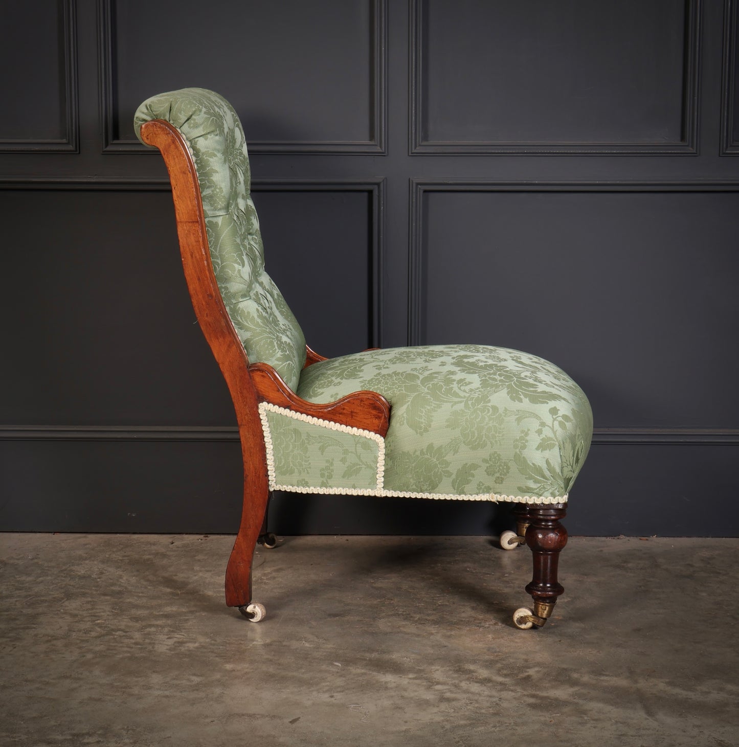Victorian Walnut Slipper Chair