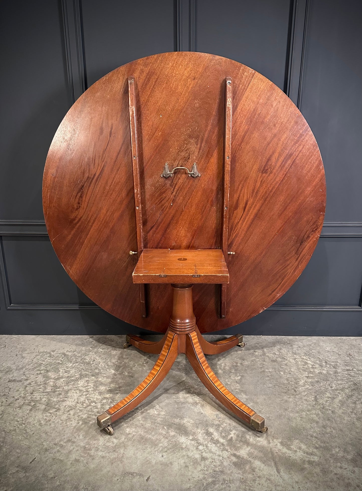 Large Round Satinwood Inlaid Dining Table