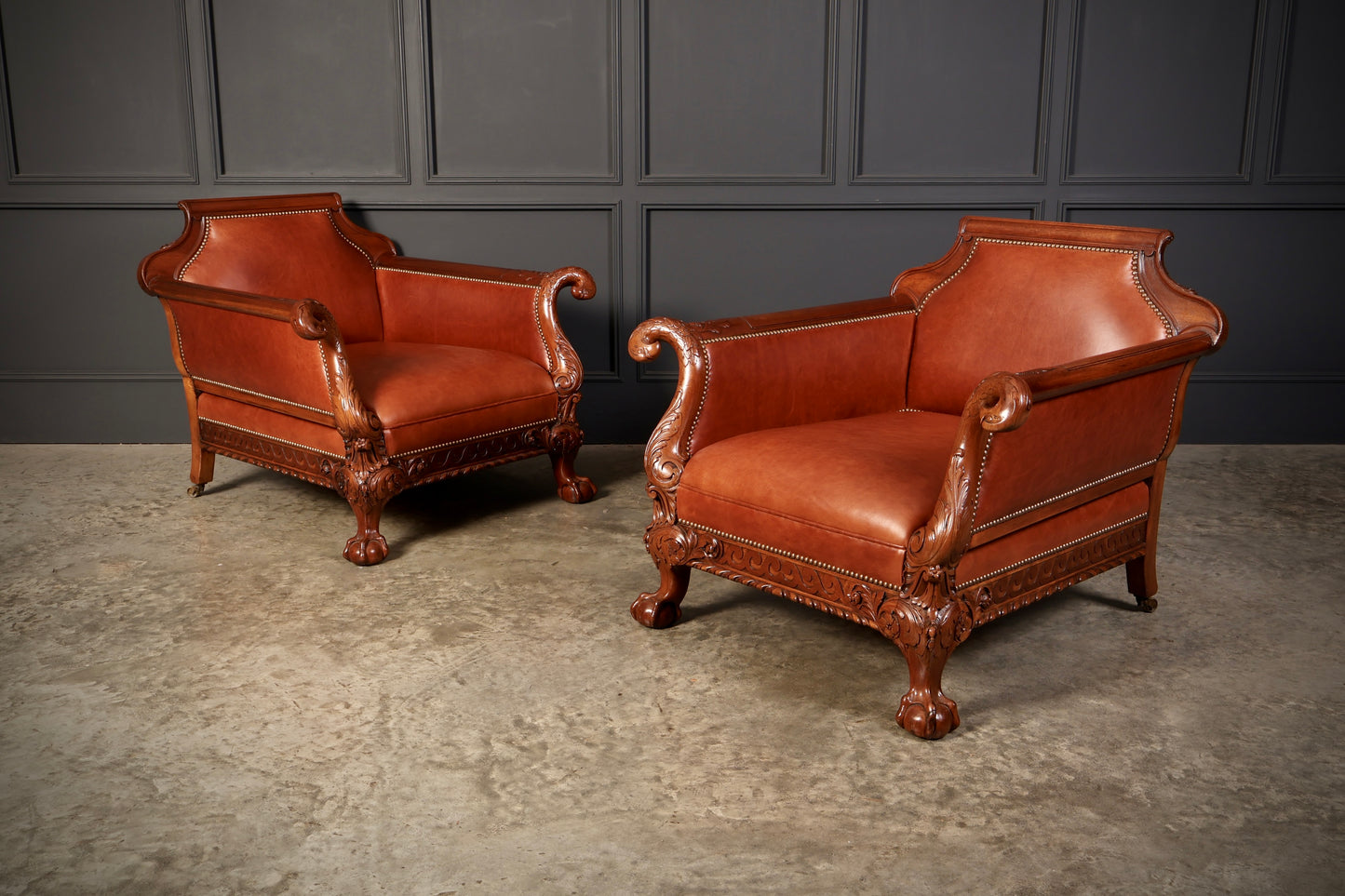 Magnificent Quality Mahogany & Leather Suite
