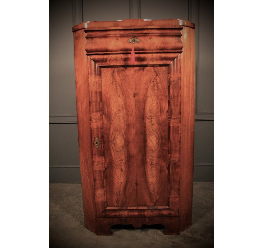 Stunning Figured Walnut Biedemier Corner Cupboard