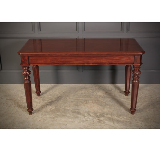 Victorian Mahogany Quality Serving Table