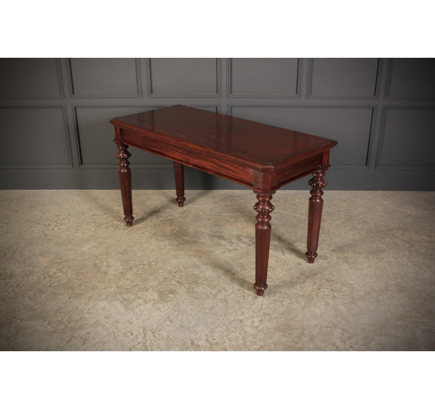 Victorian Mahogany Quality Serving Table