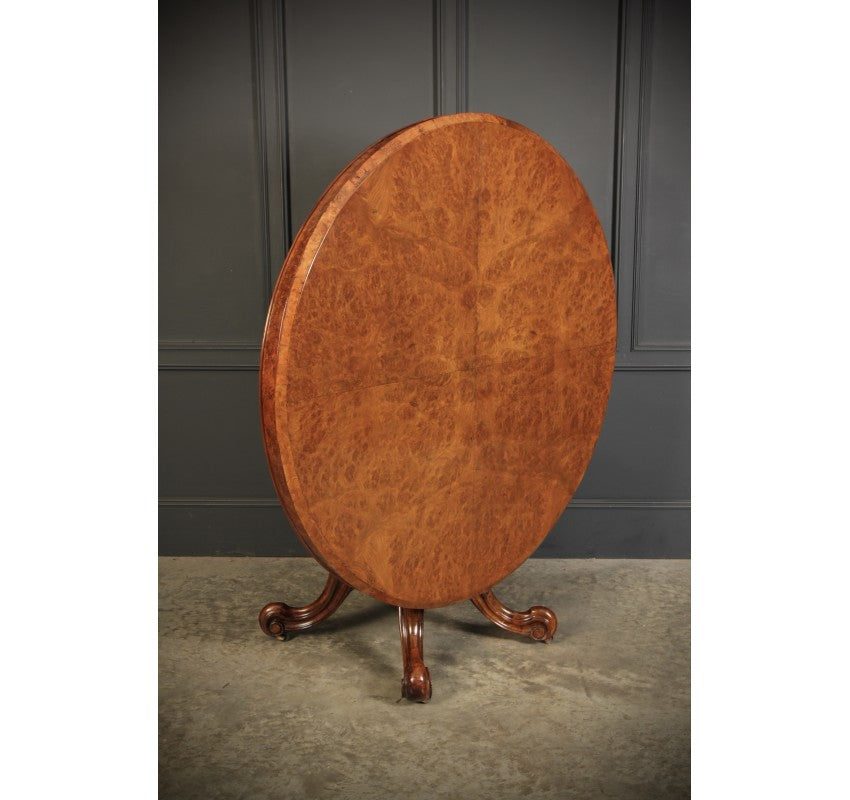 19th C. Round Tilt Top Pollard Oak Centre Dining Table