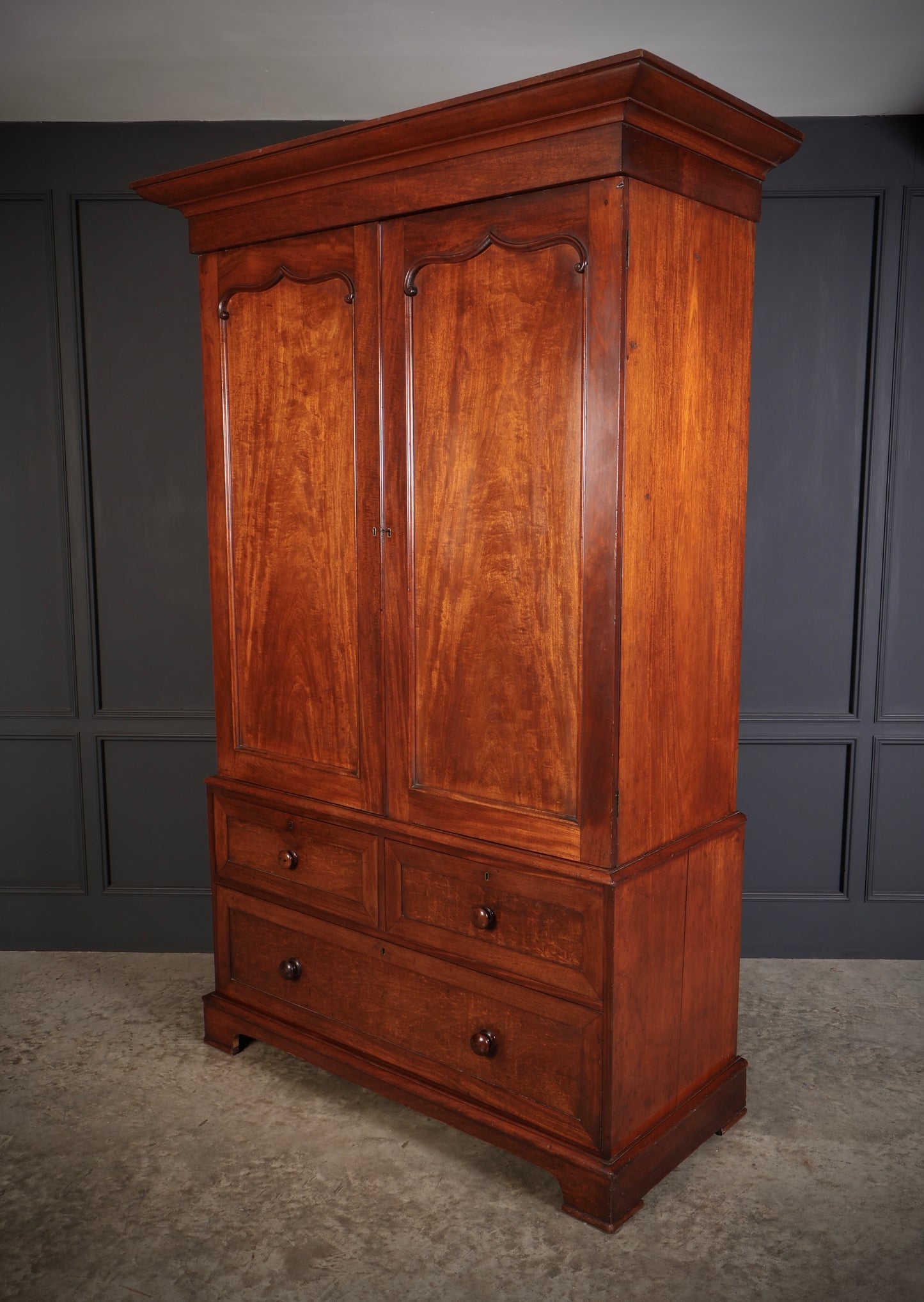 Antique Mahogany Gentlemans Wardrobe