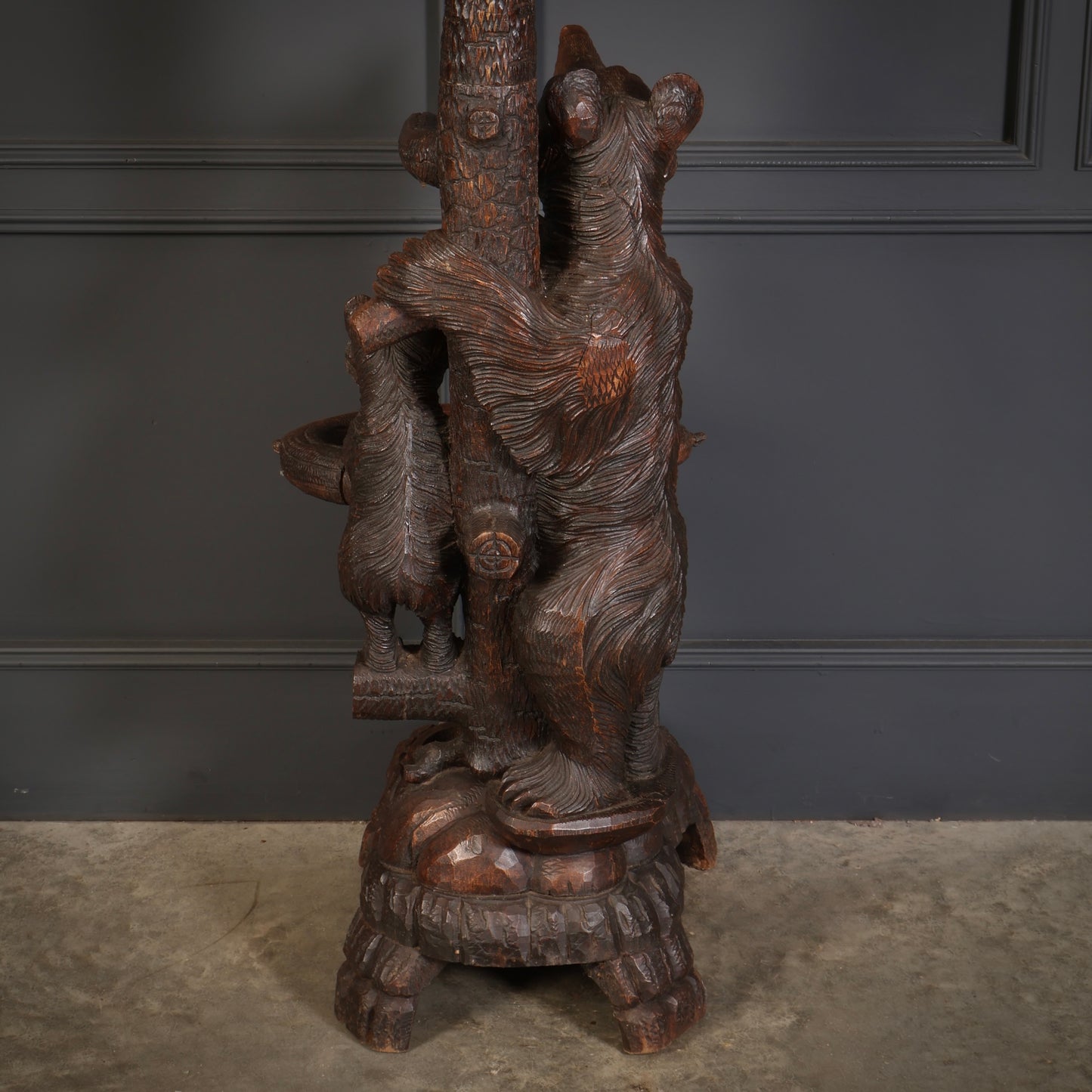 Black Forest Bear Hallstand