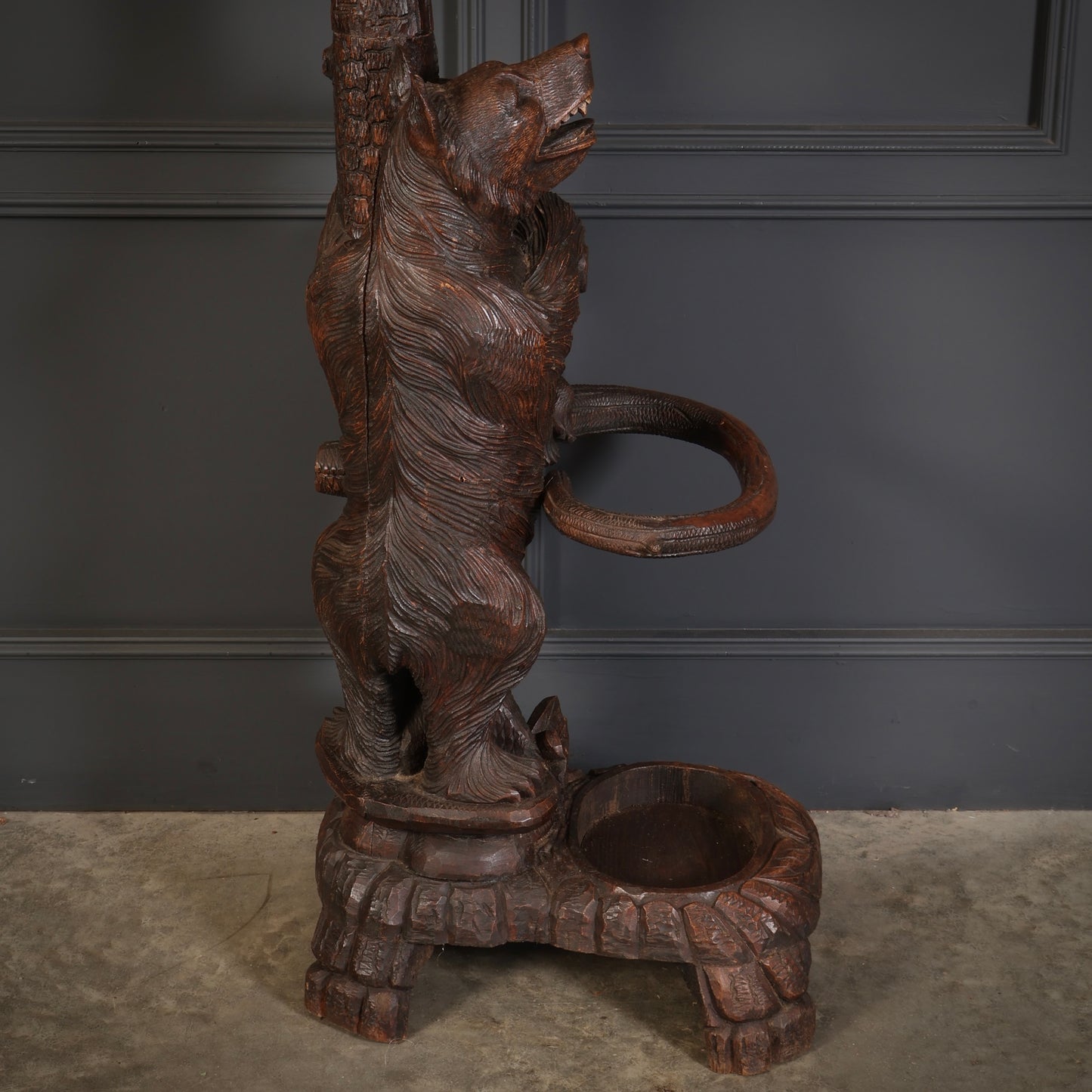 Black Forest Bear Hallstand