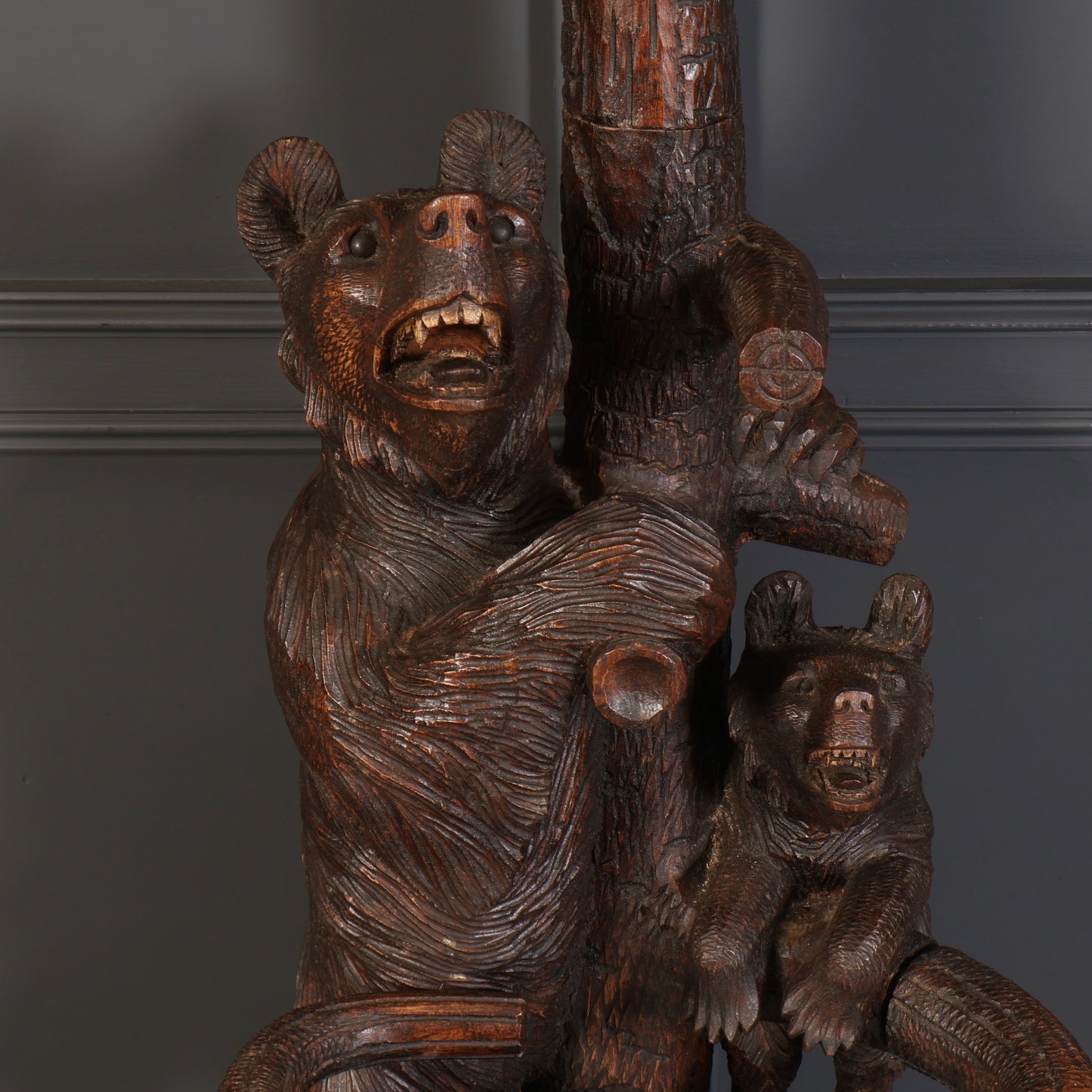 Black Forest Bear Hallstand