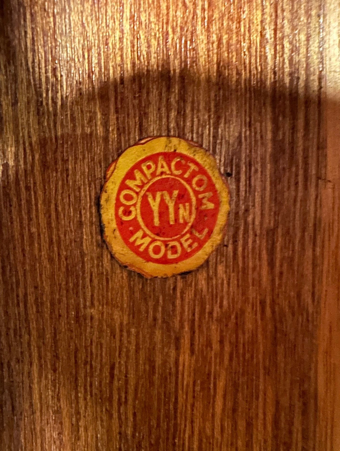 Mahogany Compactum Wardrobe