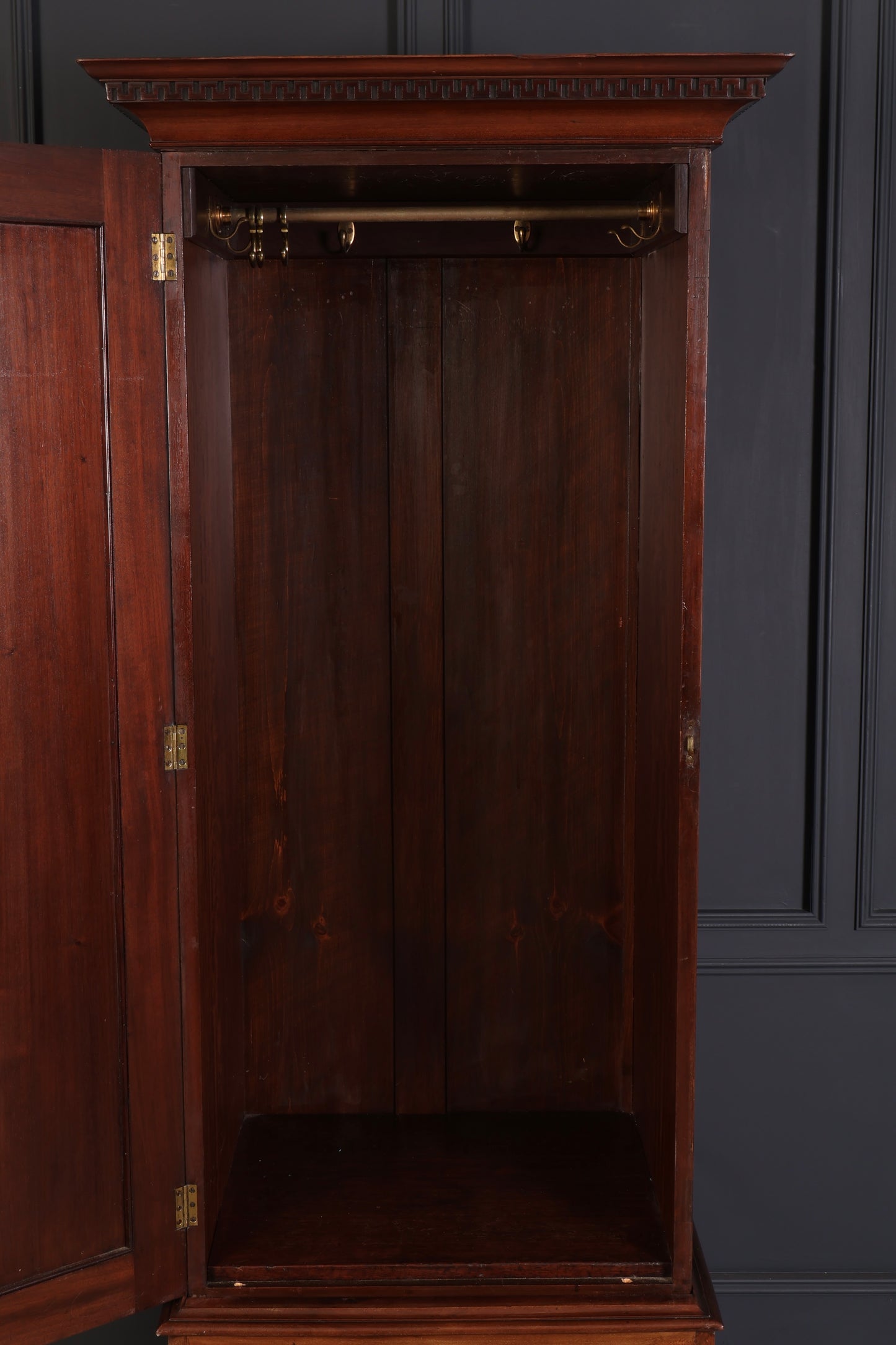 Edwardian Inlaid Mahogany Single Door Wardrobe