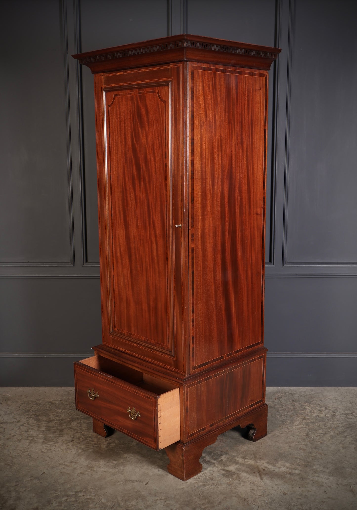 Edwardian Inlaid Mahogany Single Door Wardrobe