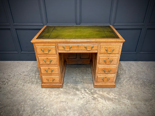 Freestanding Oak Kneehole Desk