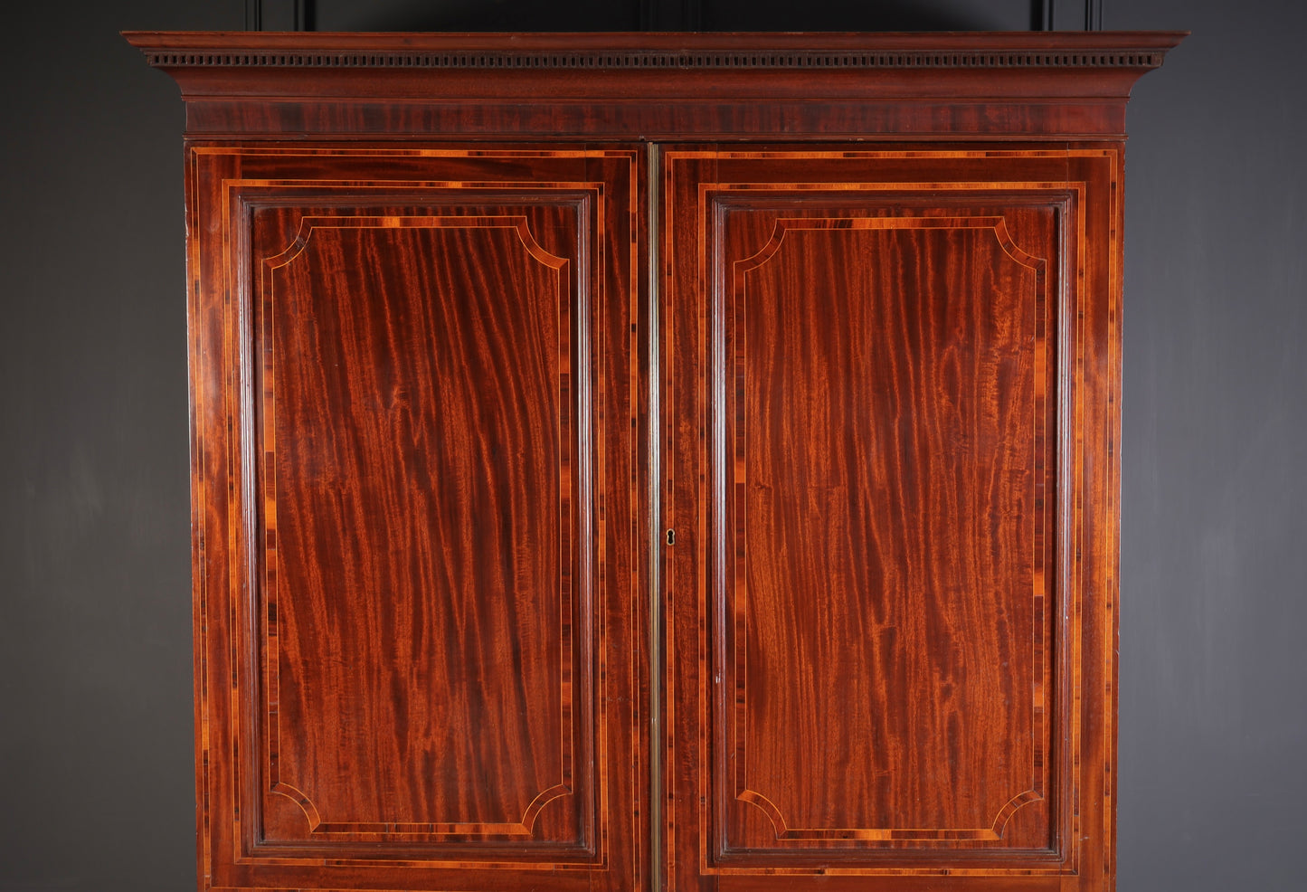 Georgian Inlaid Mahogany Gentlemans Wardrobe