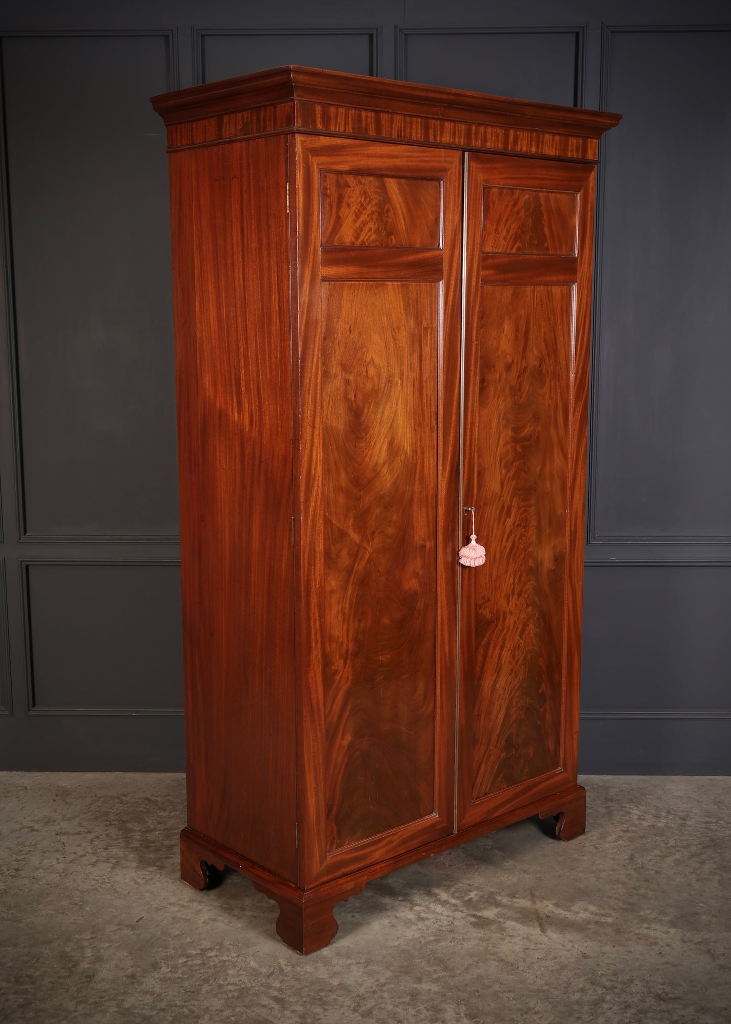 Georgian Mahogany Wardrobe