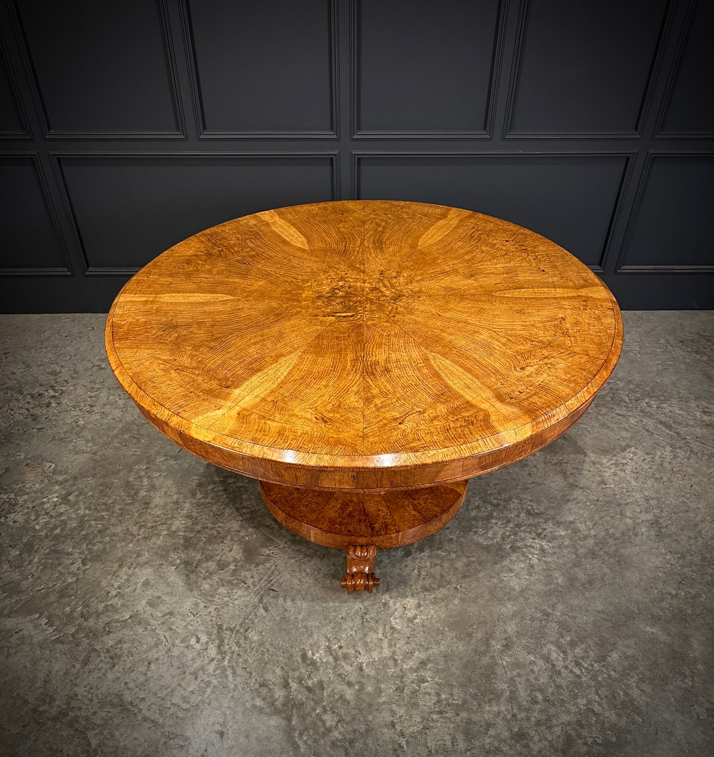 Magnificent Pollard Oak Round Breakfast Table