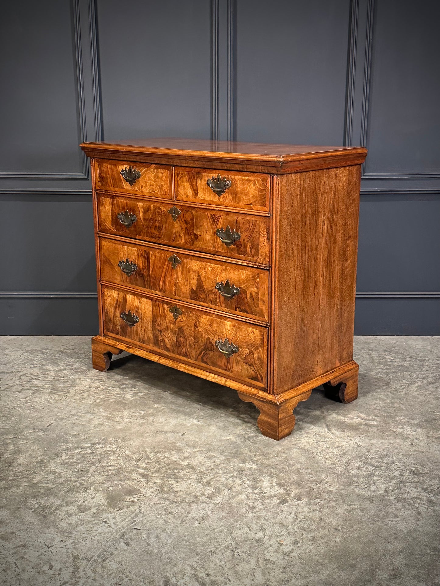 18th Century Walnut Chest of Drawers