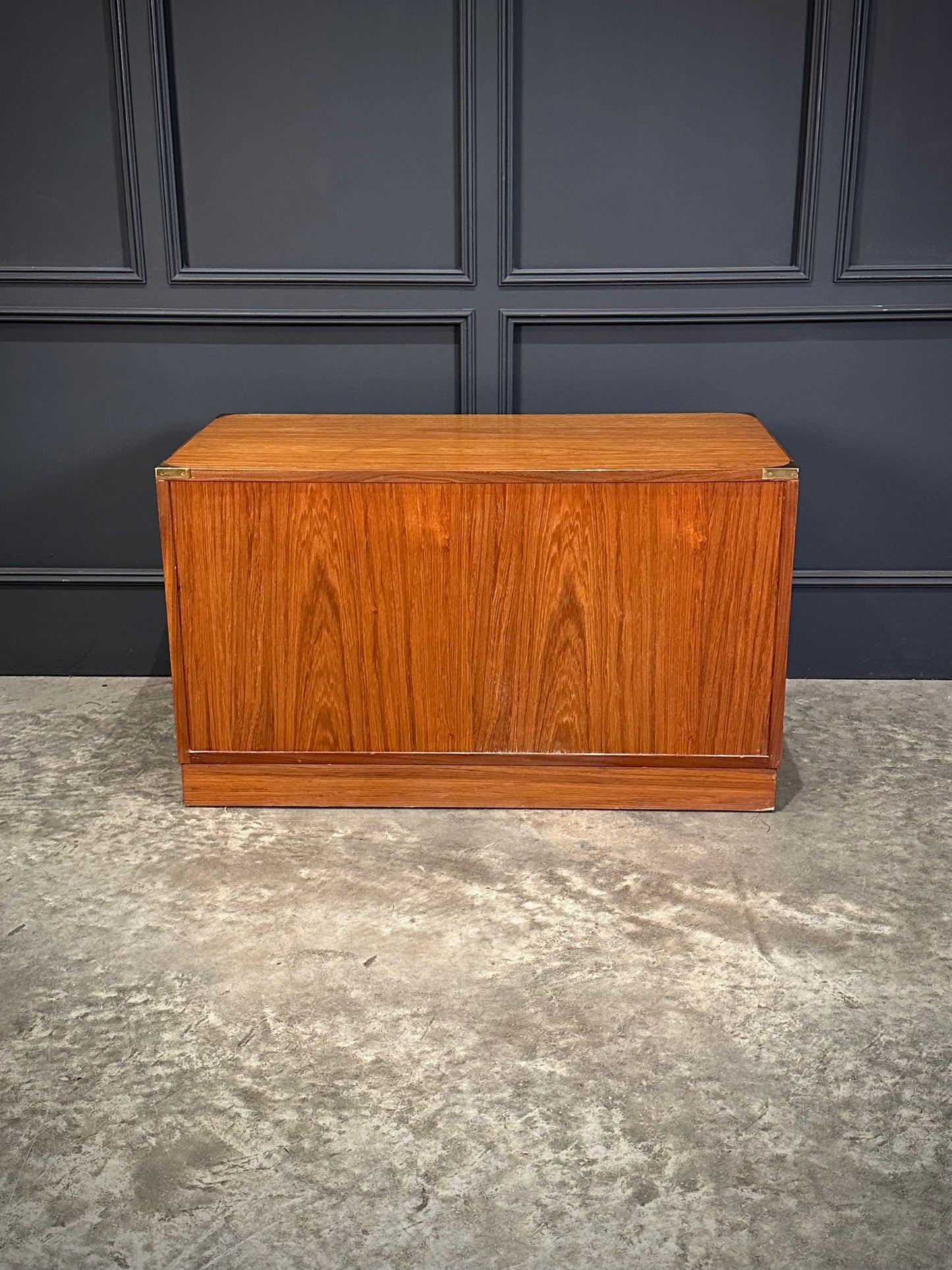 Low Teak Military Campaign Chest