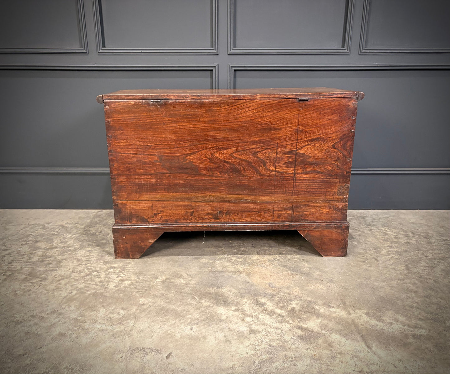 Georgian Elm Blanket Box