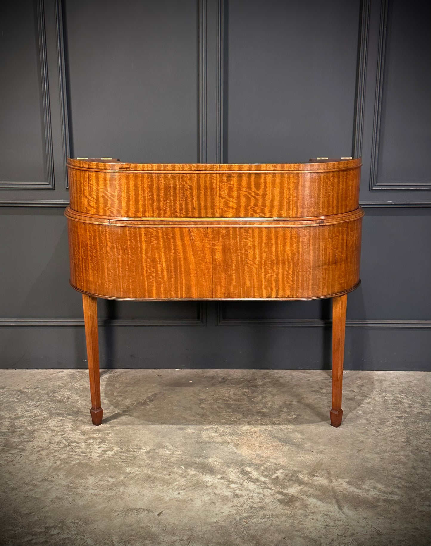 Inlaid Mahogany Carlton House Desk