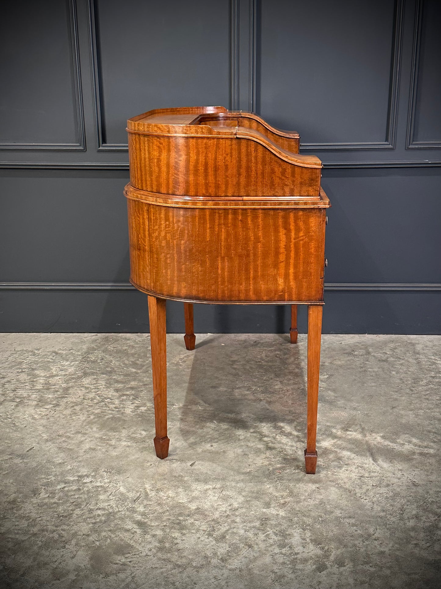 Inlaid Mahogany Carlton House Desk