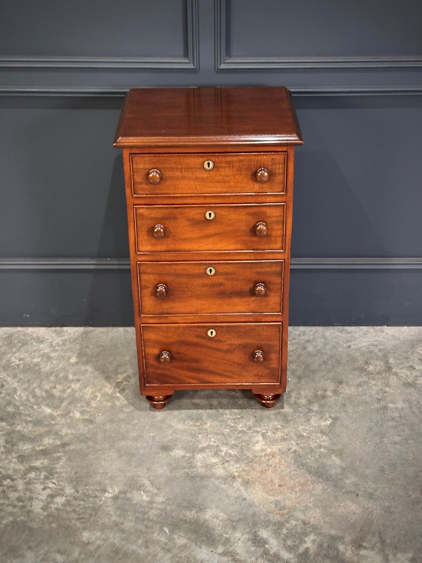 Pair of Quality Mahogany Bedside Chests