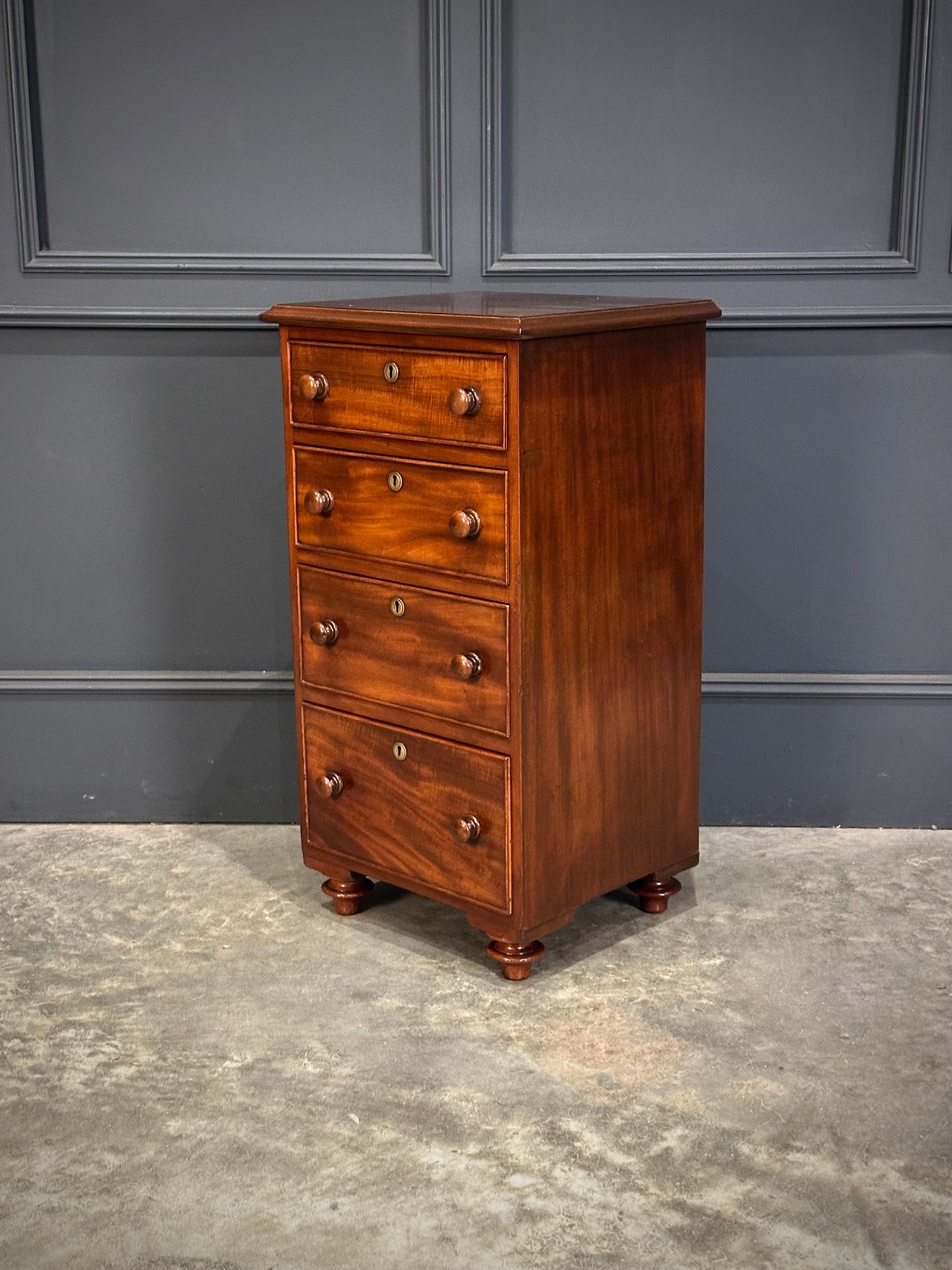 Pair of Quality Mahogany Bedside Chests