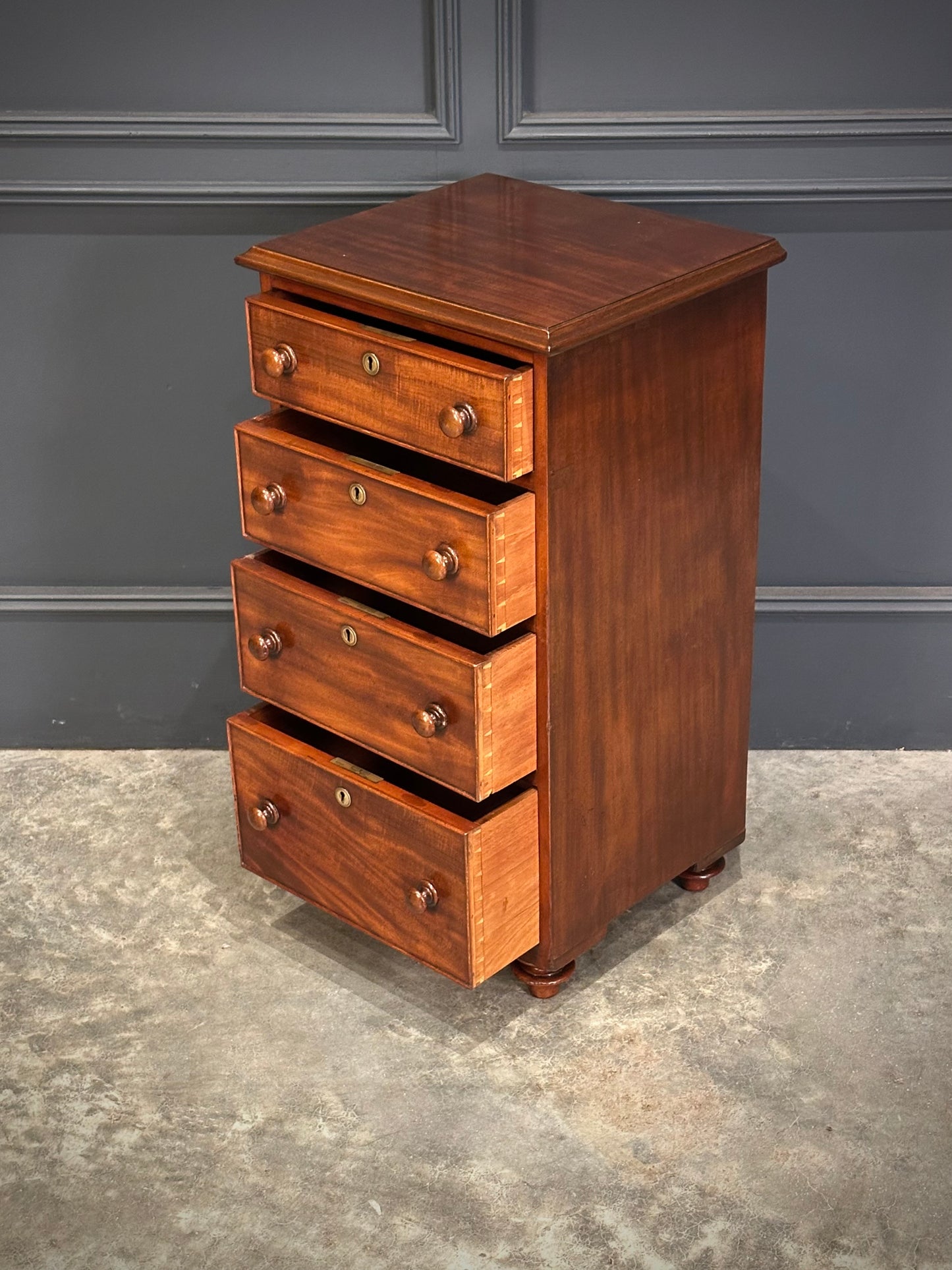 Pair of Quality Mahogany Bedside Chests