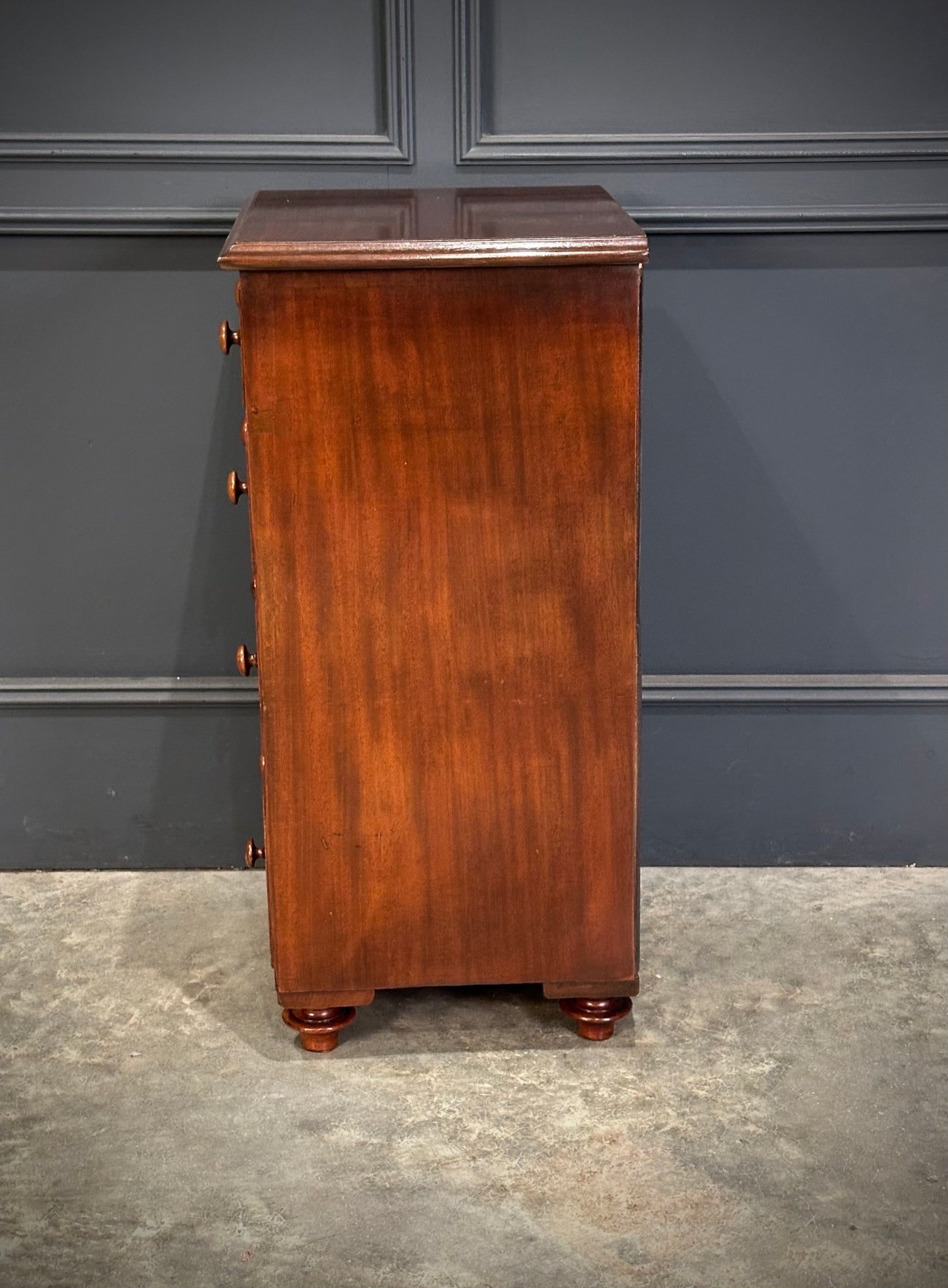 Pair of Quality Mahogany Bedside Chests
