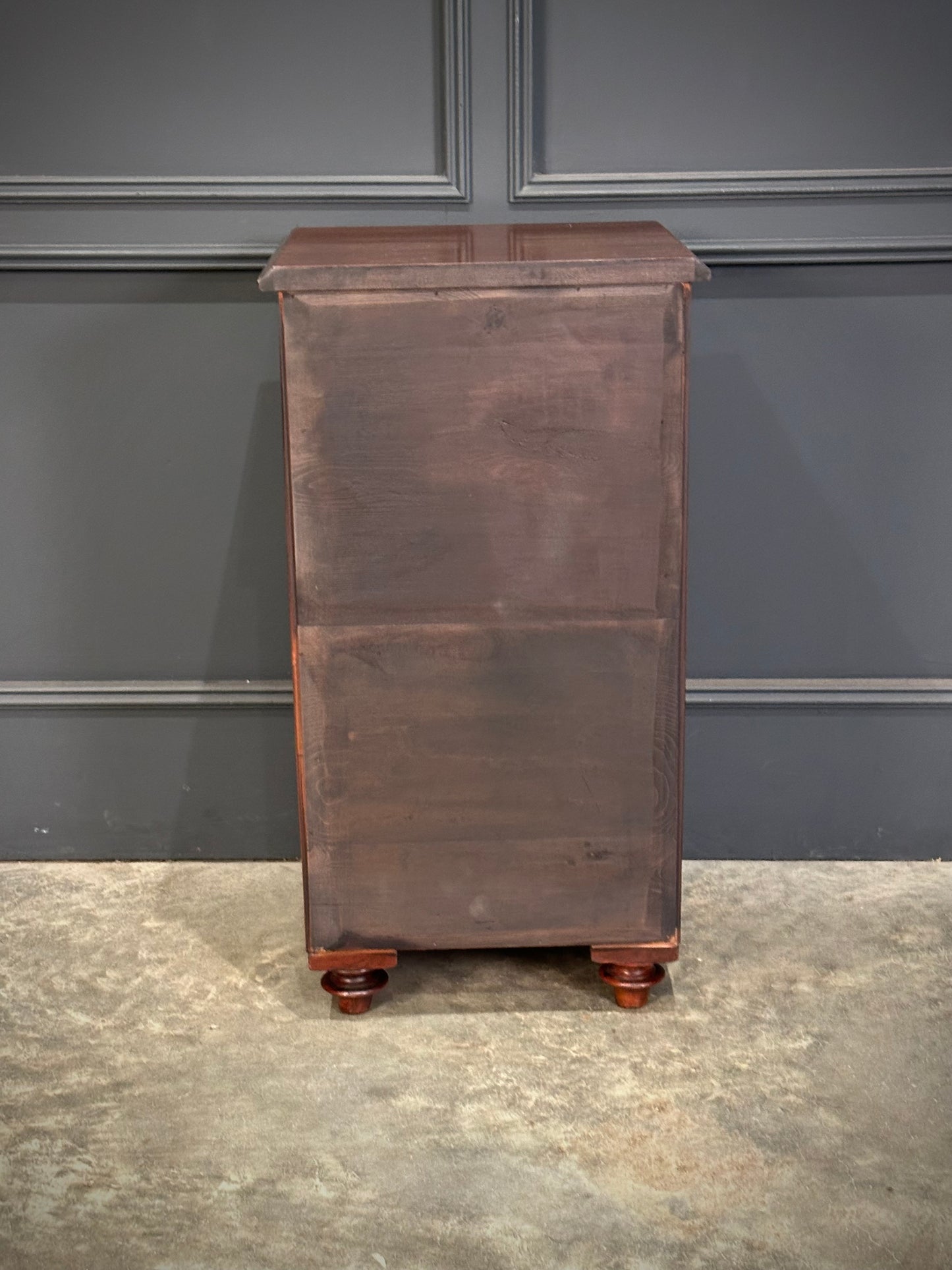 Pair of Quality Mahogany Bedside Chests