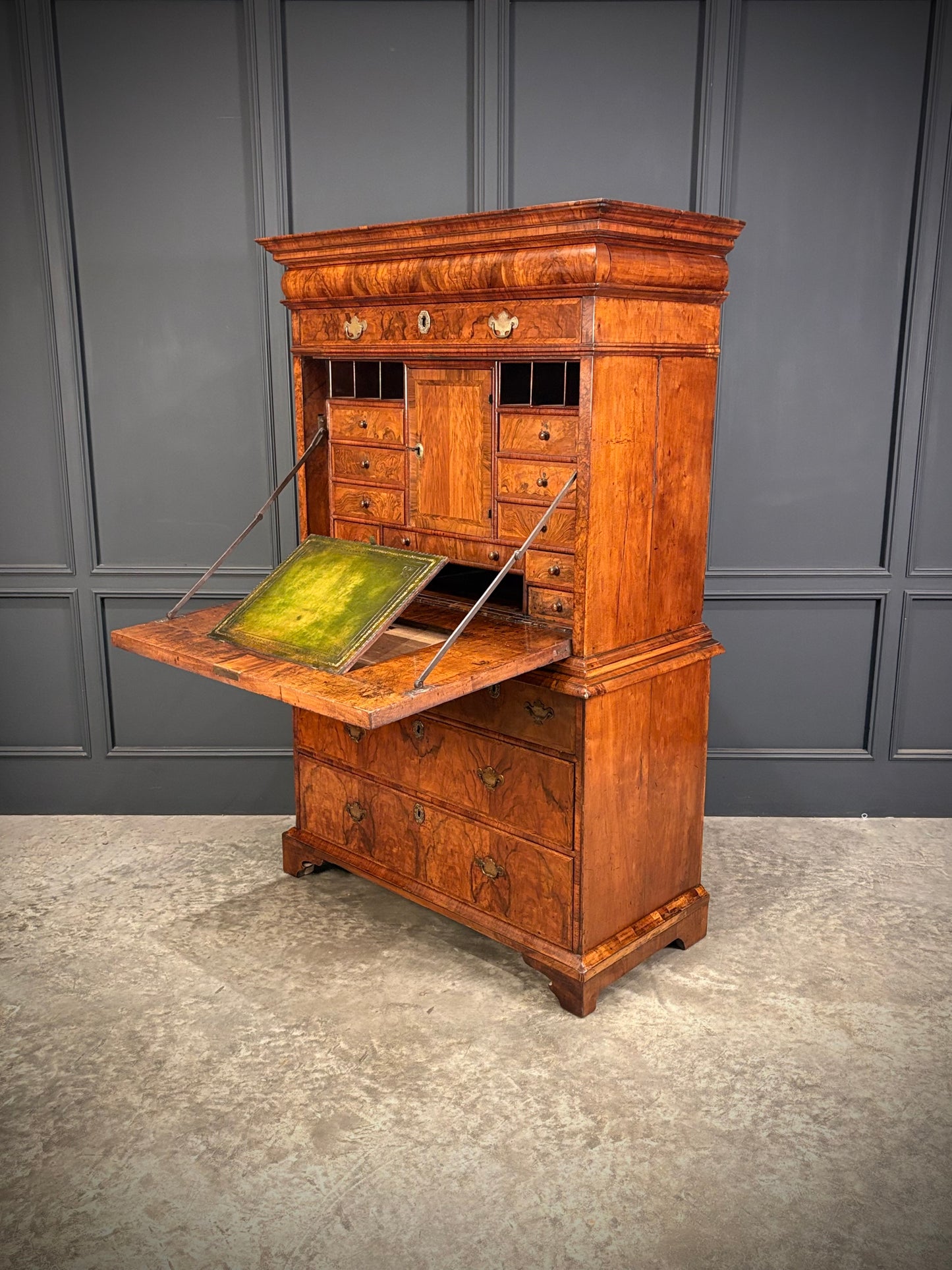 Queen Anne Walnut Secretaire Chest / Escritoire