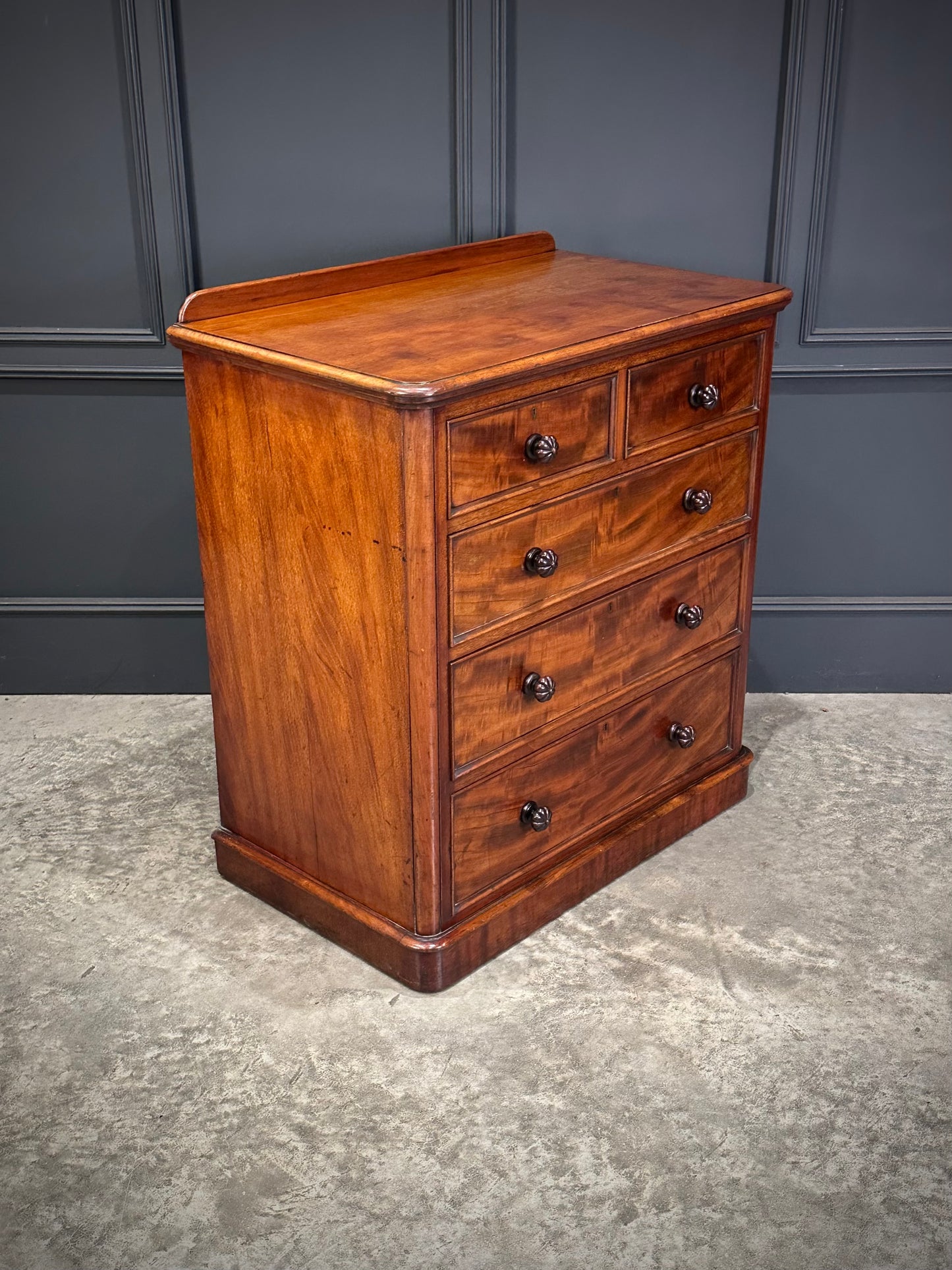 Victorian Mahogany Chest of Drawers