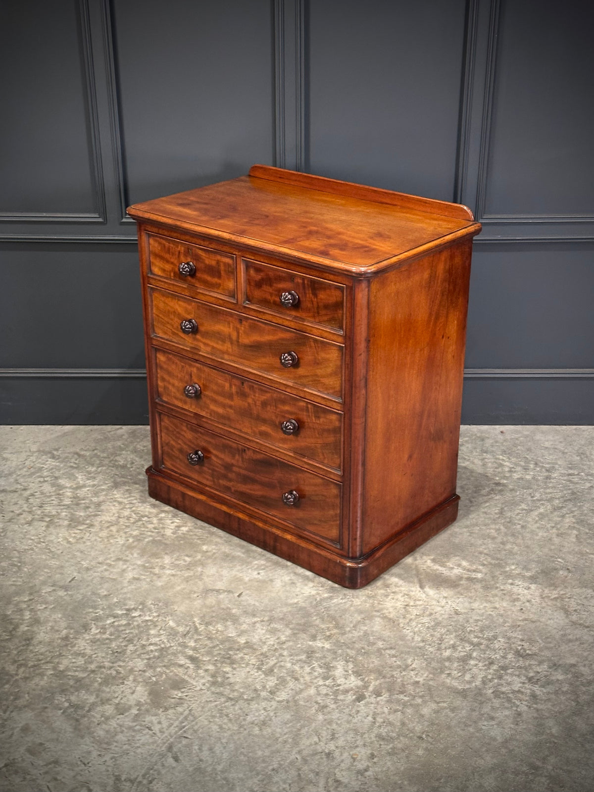 Victorian Mahogany Chest of Drawers