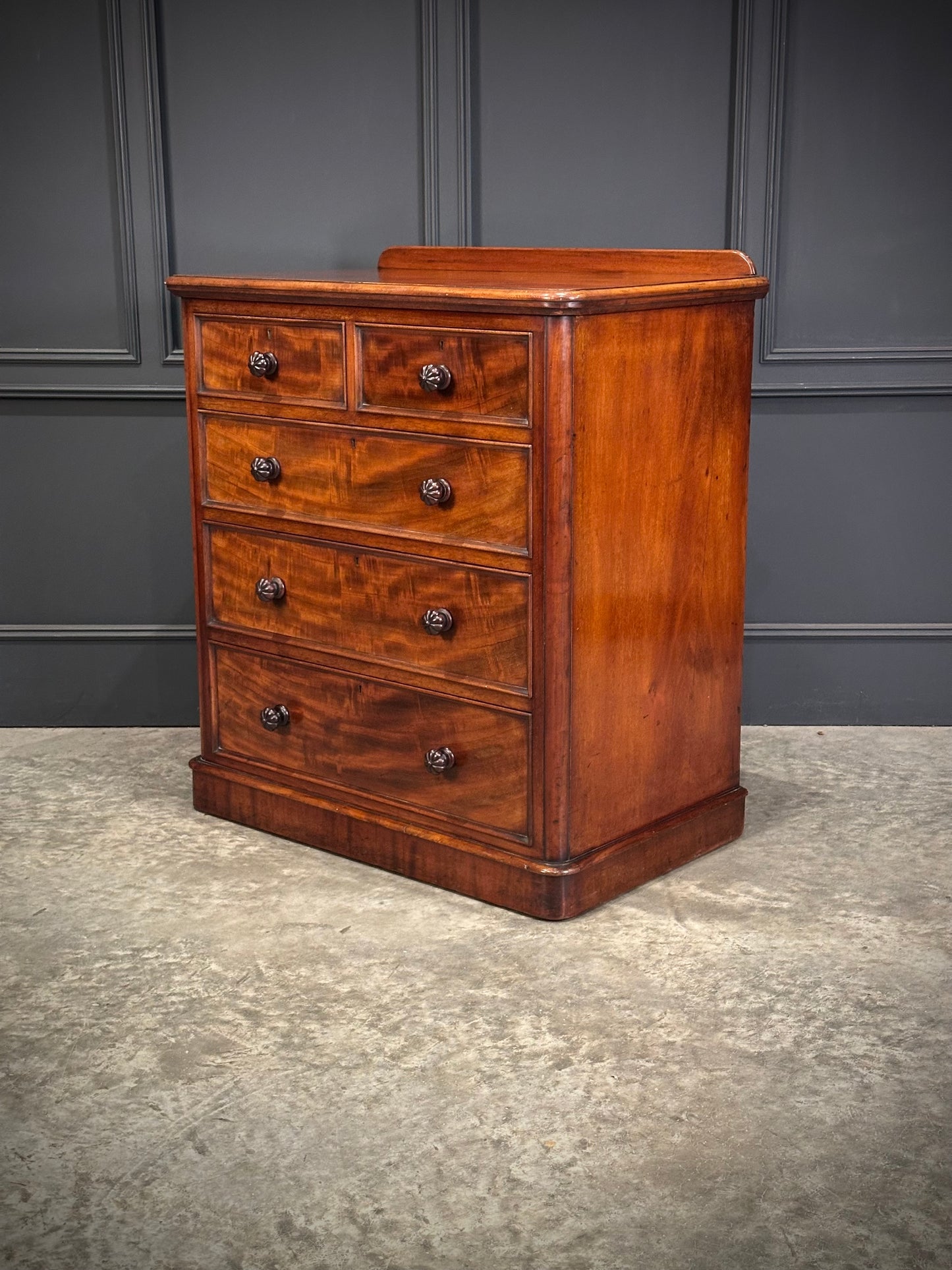 Victorian Mahogany Chest of Drawers