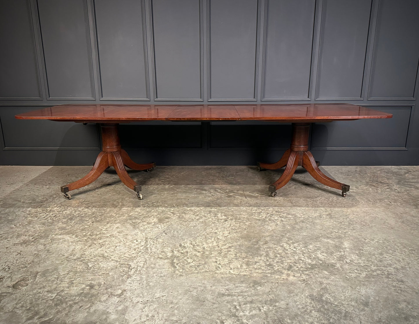 Mahogany Twin Pillar Extending Dining Table