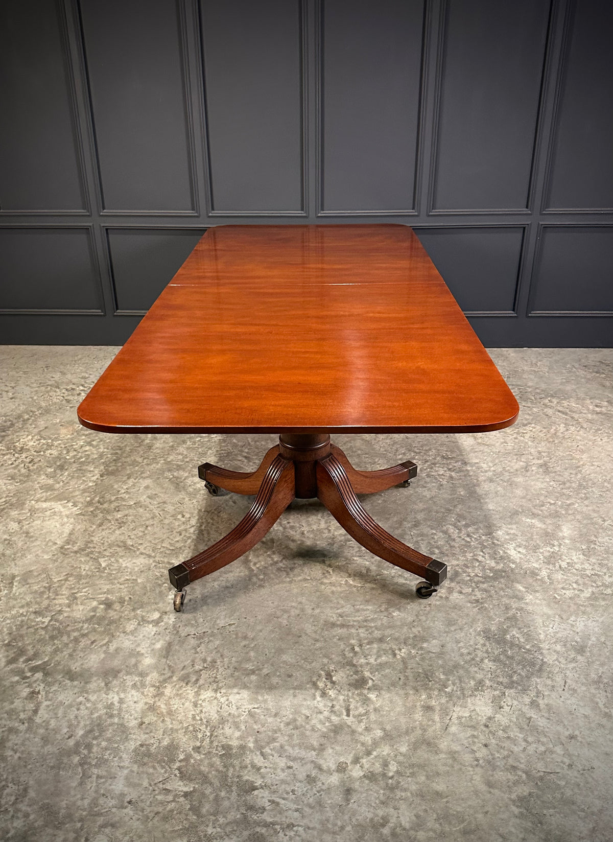 Mahogany Twin Pillar Extending Dining Table