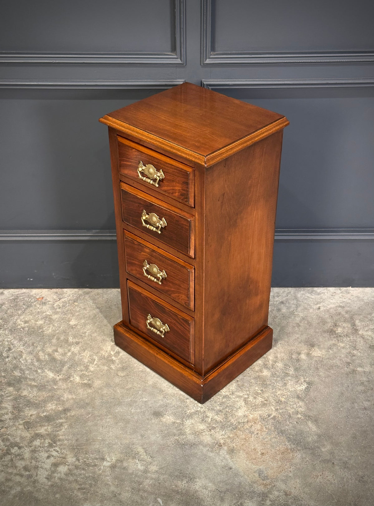 Pair of Edwardian Mahogany & Rosewood Bedside Chests