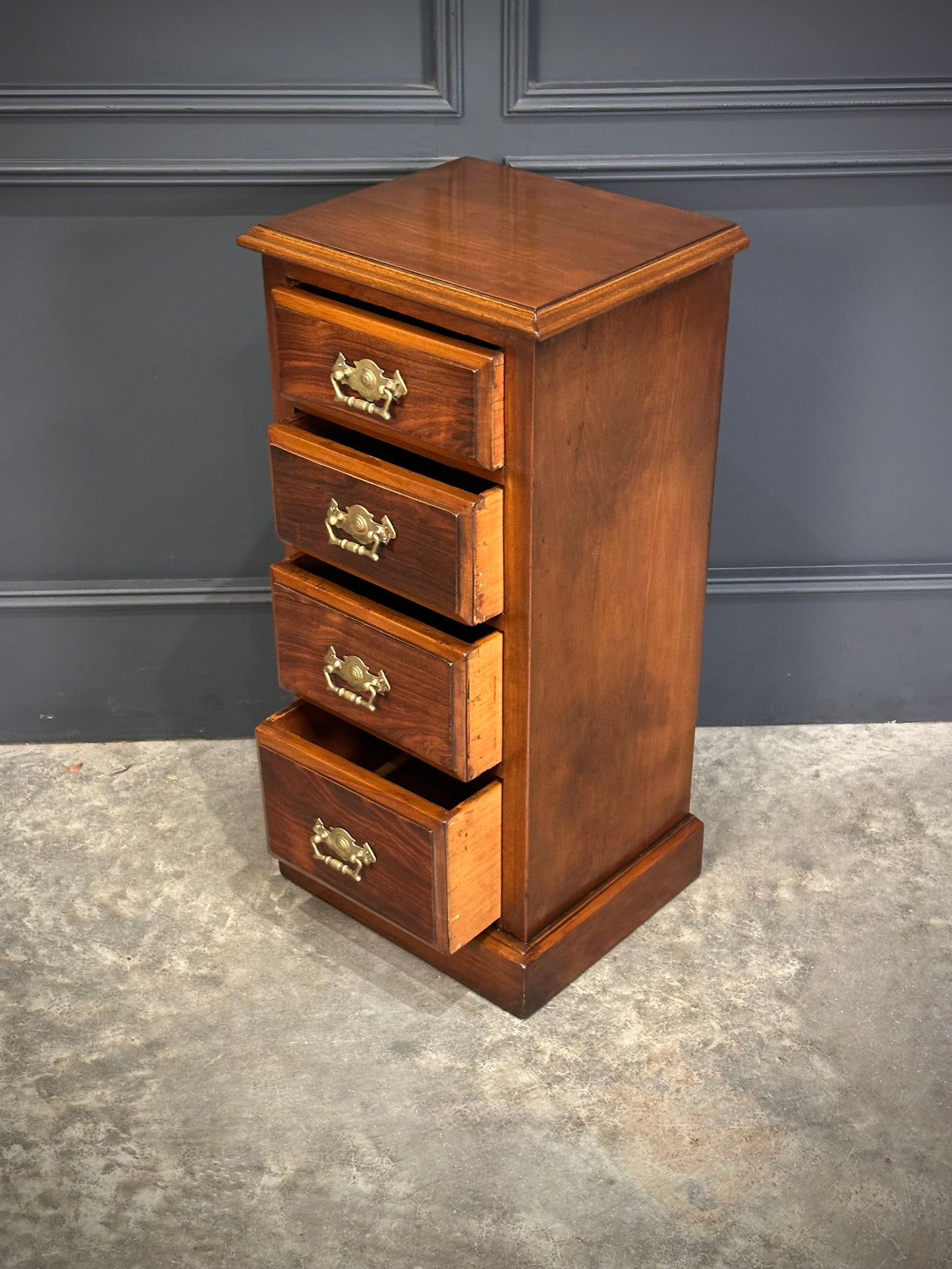 Pair of Edwardian Mahogany & Rosewood Bedside Chests