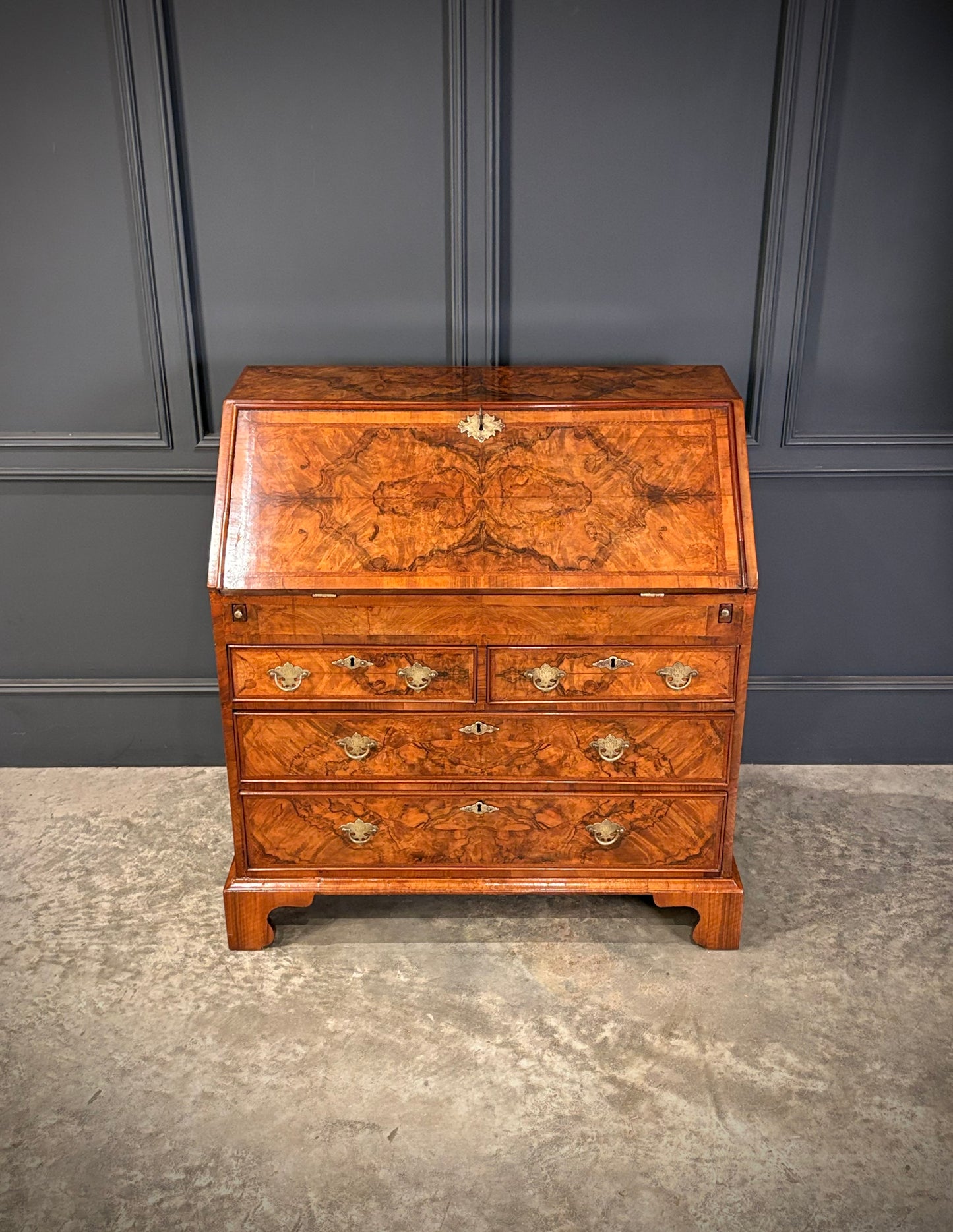 Queen Anne Figured Walnut Bureau