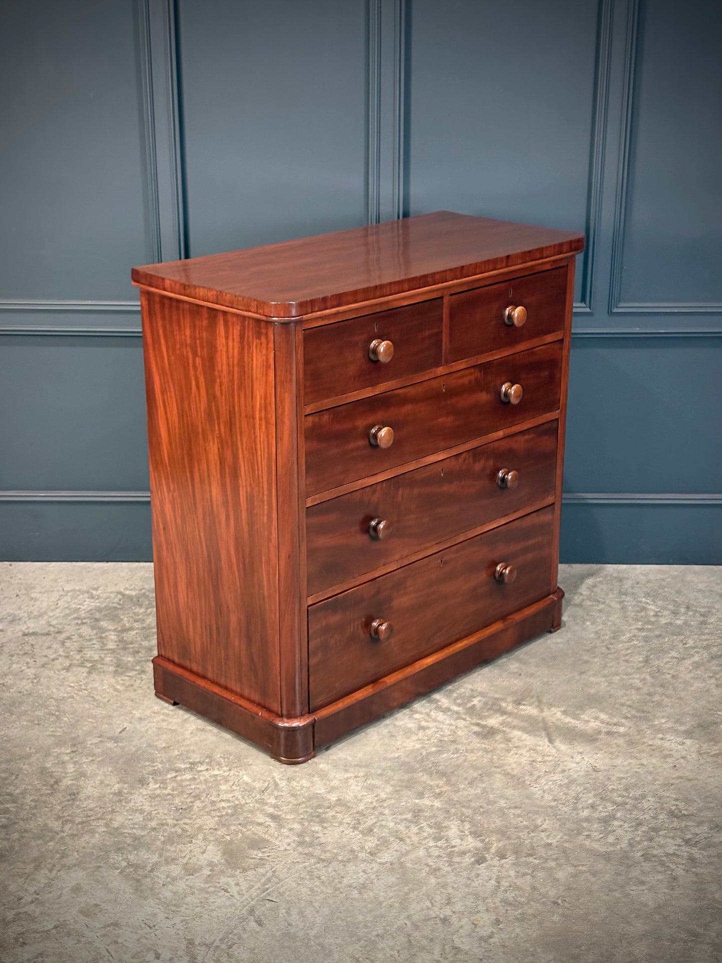 Victorian Mahogany Chest of Drawers