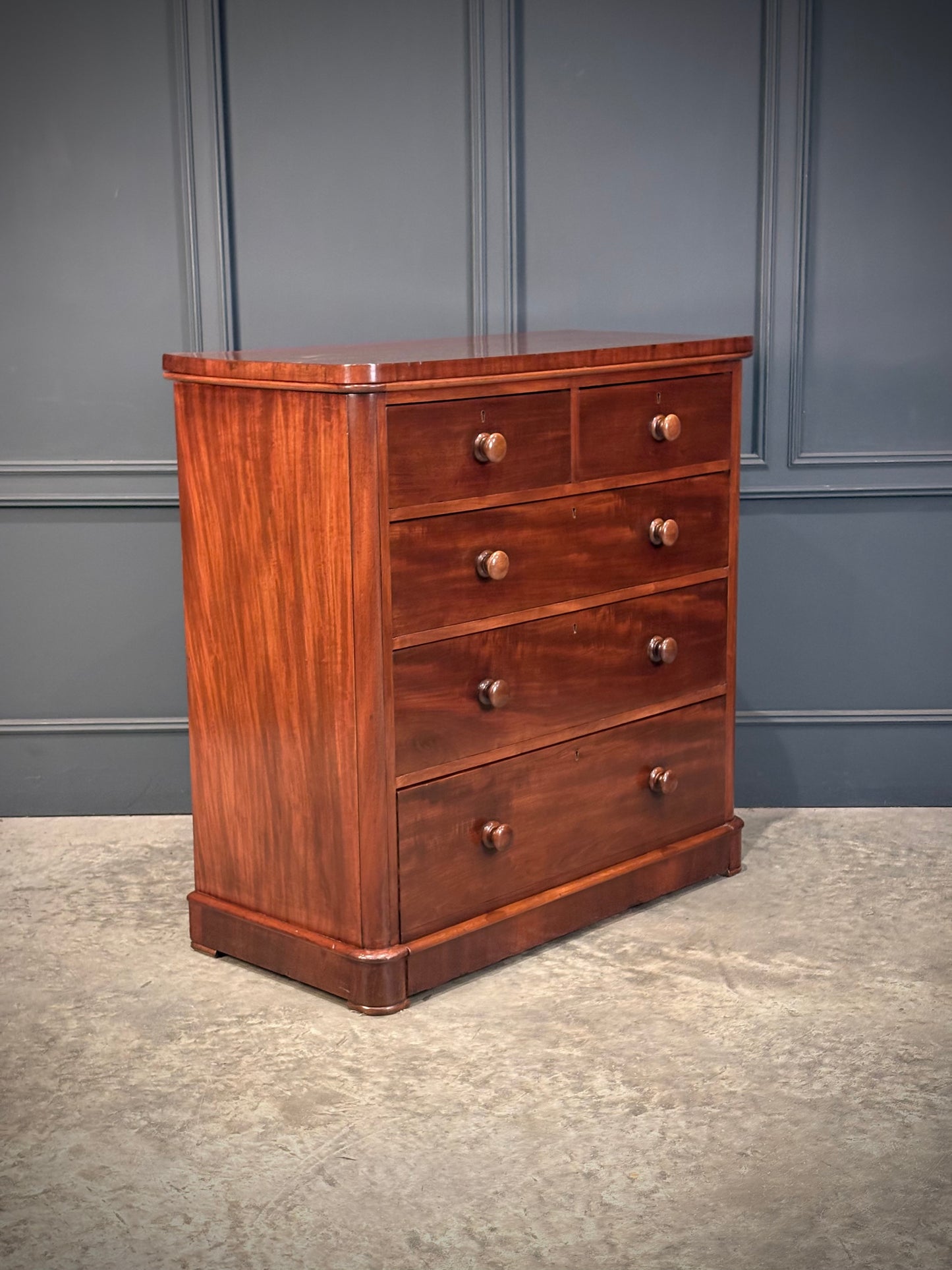 Victorian Mahogany Chest of Drawers