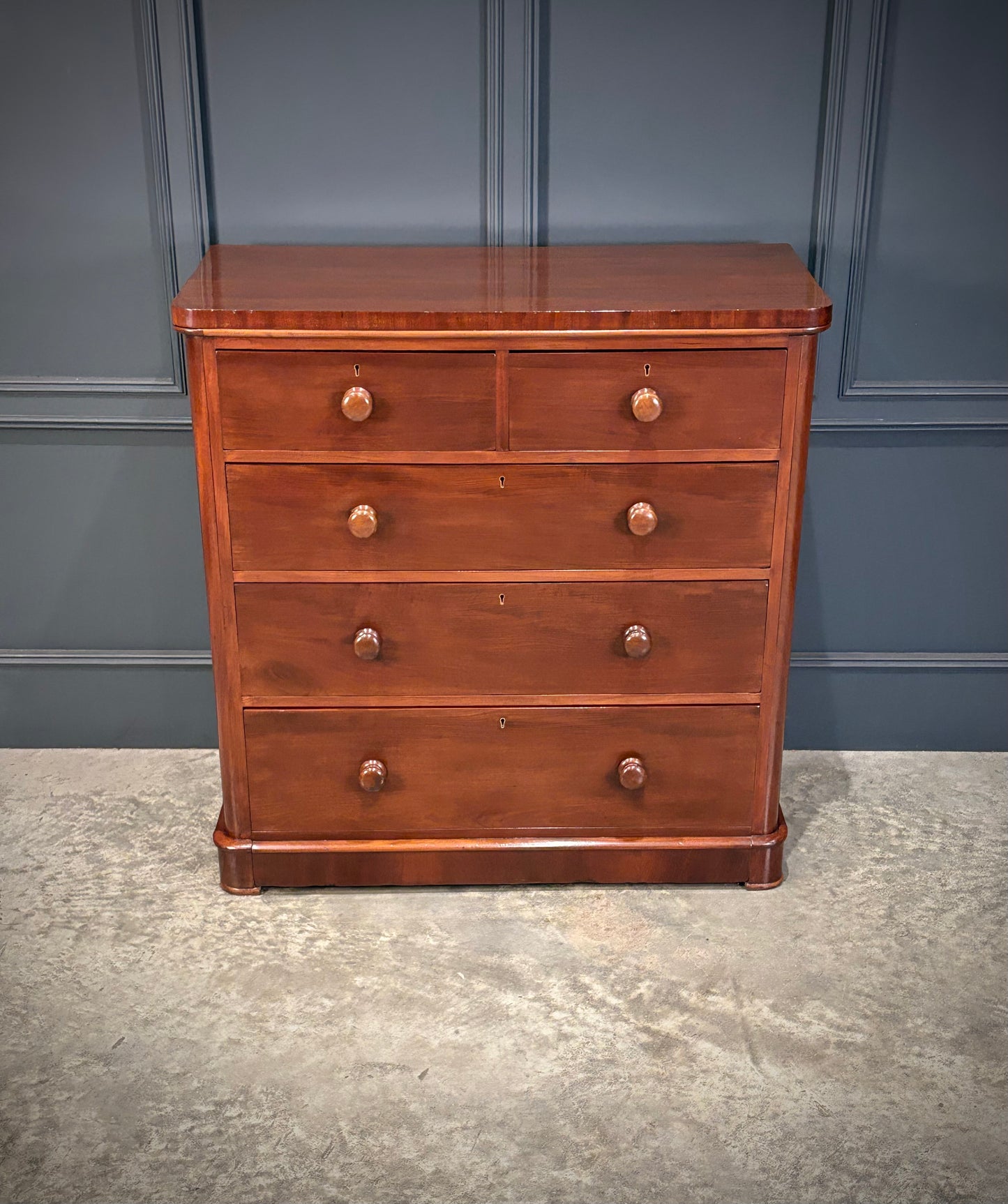 Victorian Mahogany Chest of Drawers