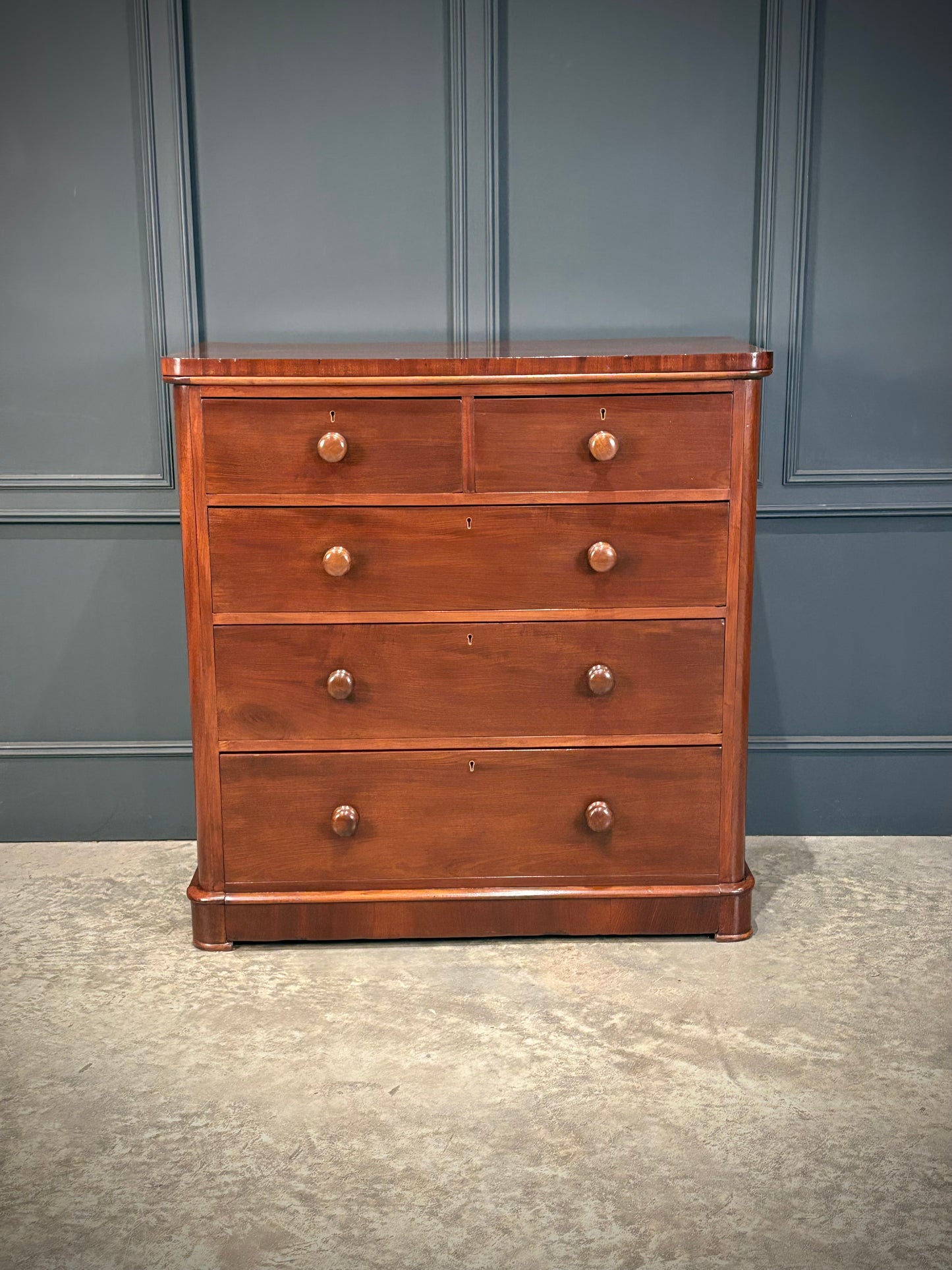 Victorian Mahogany Chest of Drawers