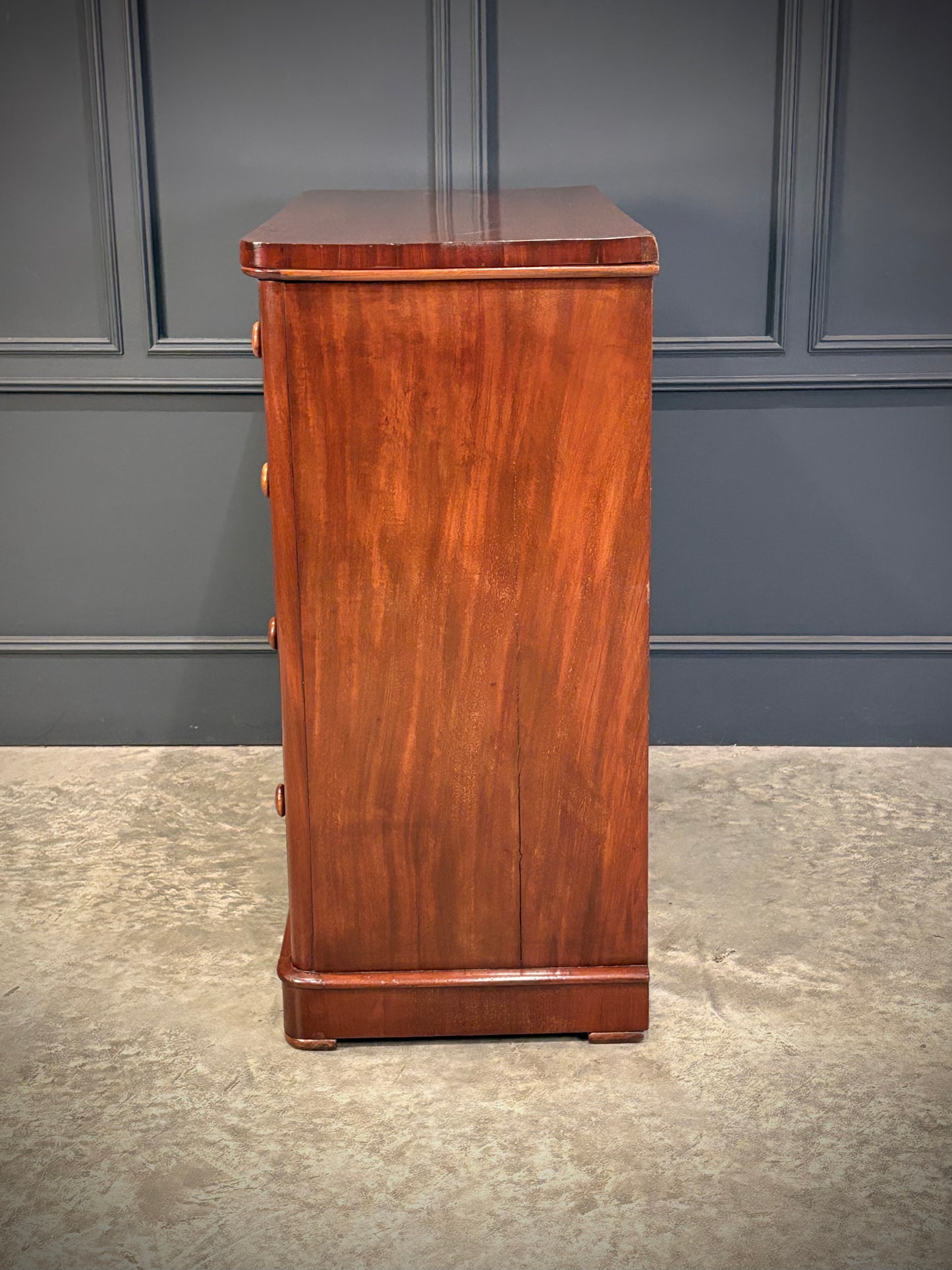 Victorian Mahogany Chest of Drawers
