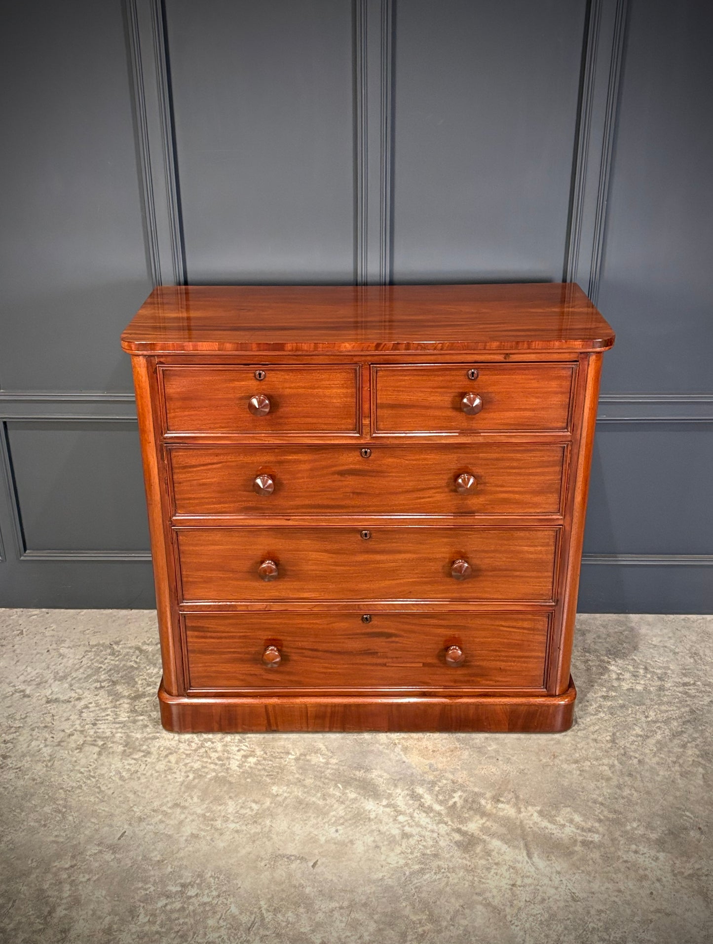 Victorian Mahogany Chest of Drawers