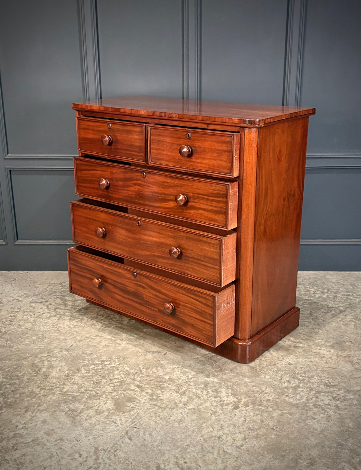 Victorian Mahogany Chest of Drawers